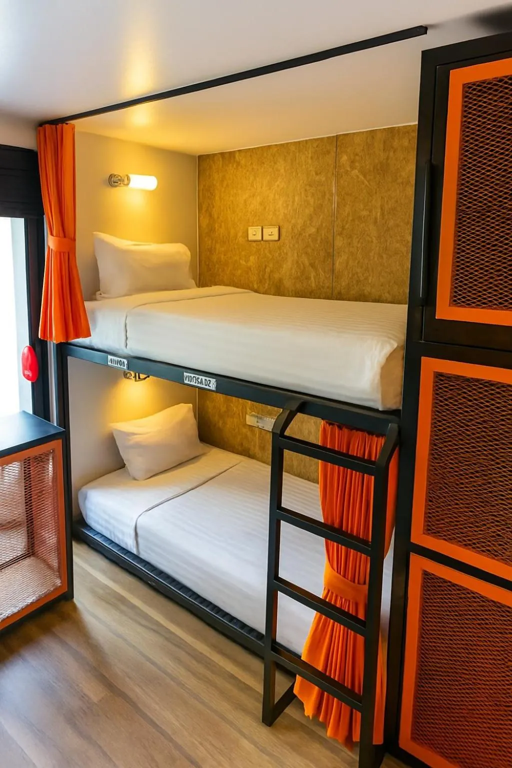 Bed in Ubox samui hostel & Bungalow - Chaweng beach