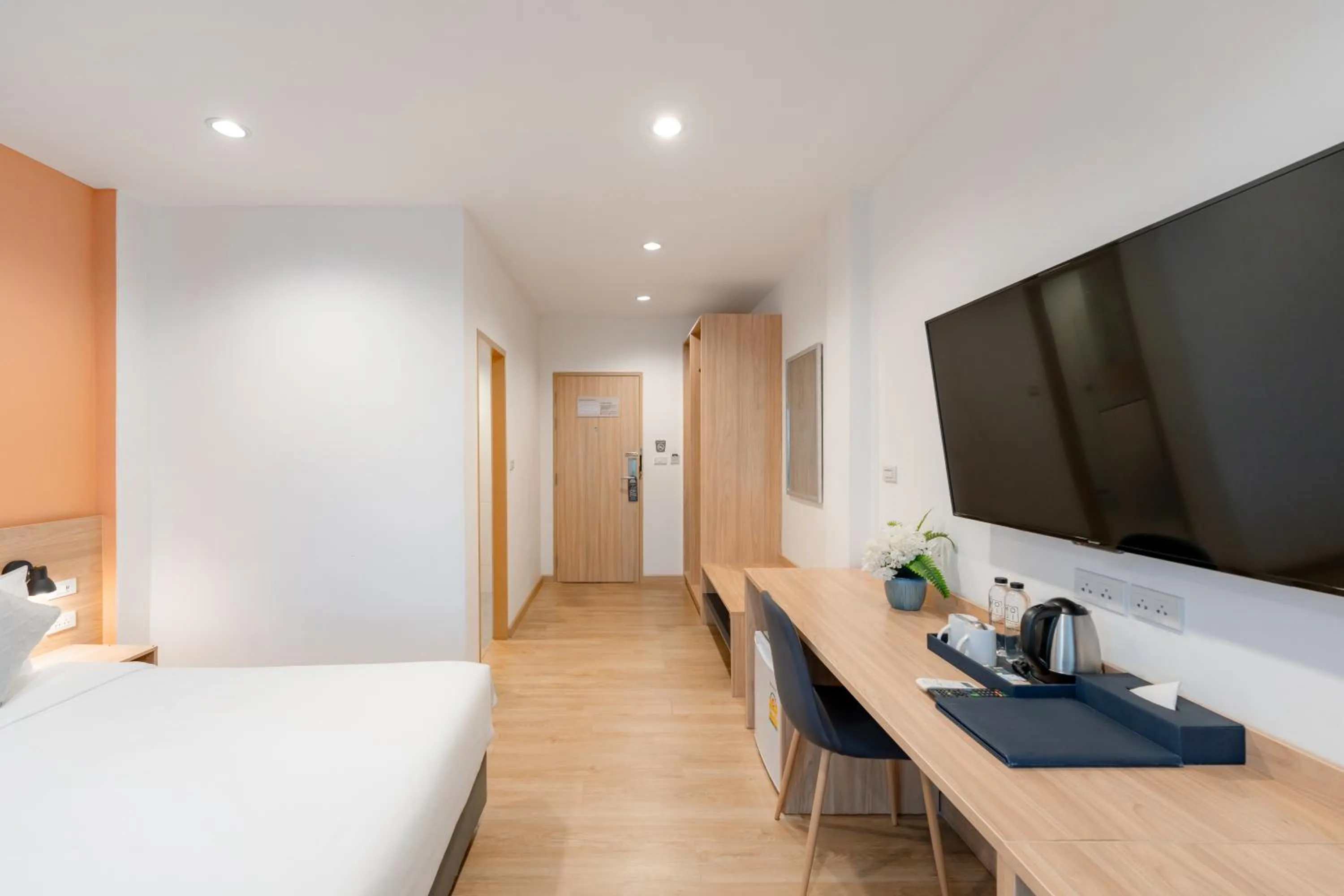 Photo of the whole room, Bed in Moji Don Mueang Airport Hotel - Bangkok