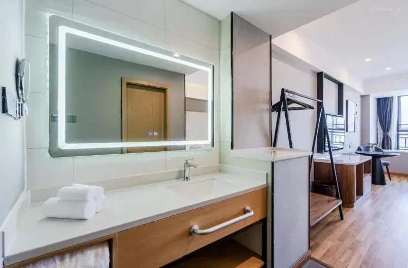 Campanile Chengdu Exhibition Center Qilong Subway Station Campanile Chengdu Exhibition Center Qilong Subway Station