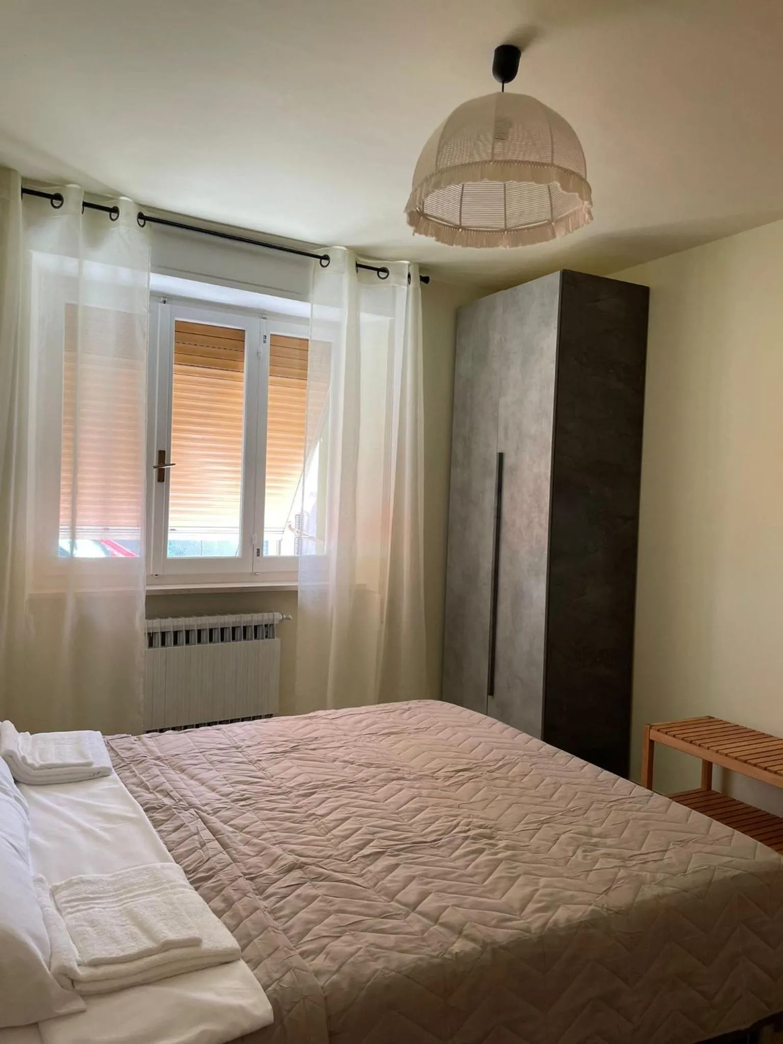 Shower, Bed in Casa Felice