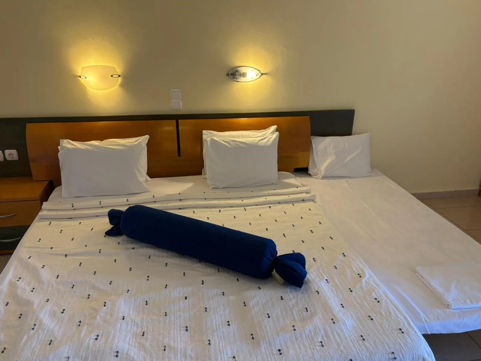 Bed in Zeus Paradise Hotel Ammoudia