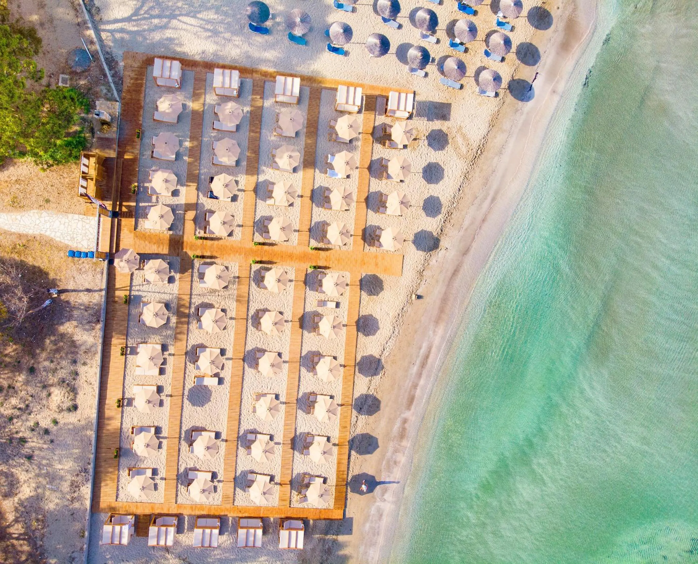 Beach in Zeus Paradise Hotel Ammoudia