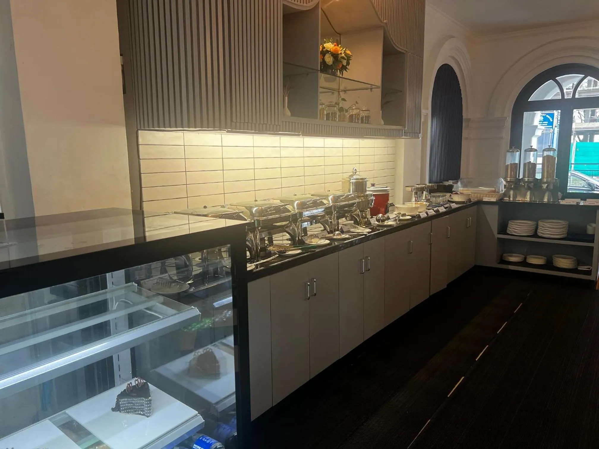 Food in The Old Court House By Abad