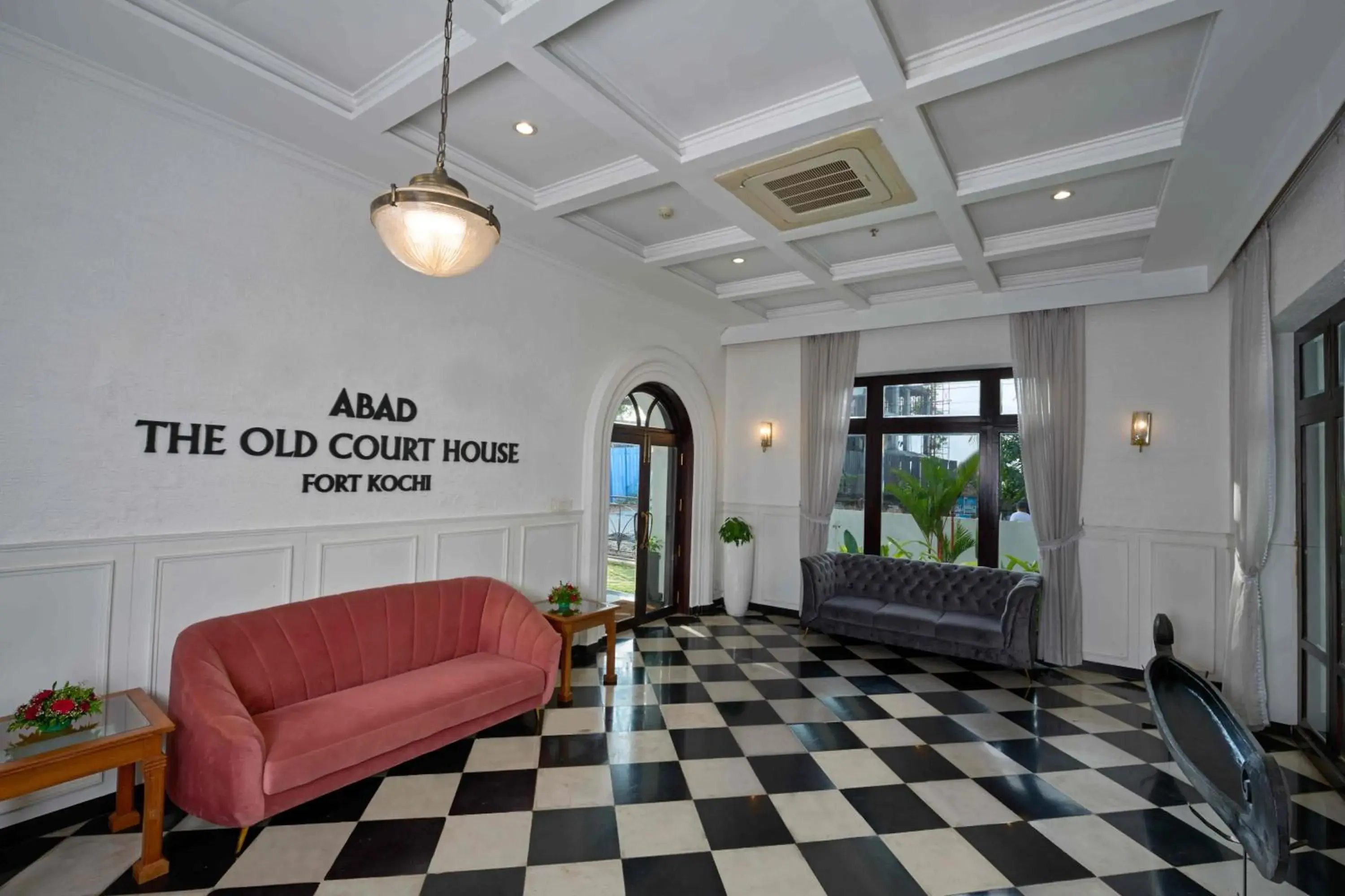 Lobby or reception in The Old Court House By Abad Lobby or reception in The Old Court House By Abad