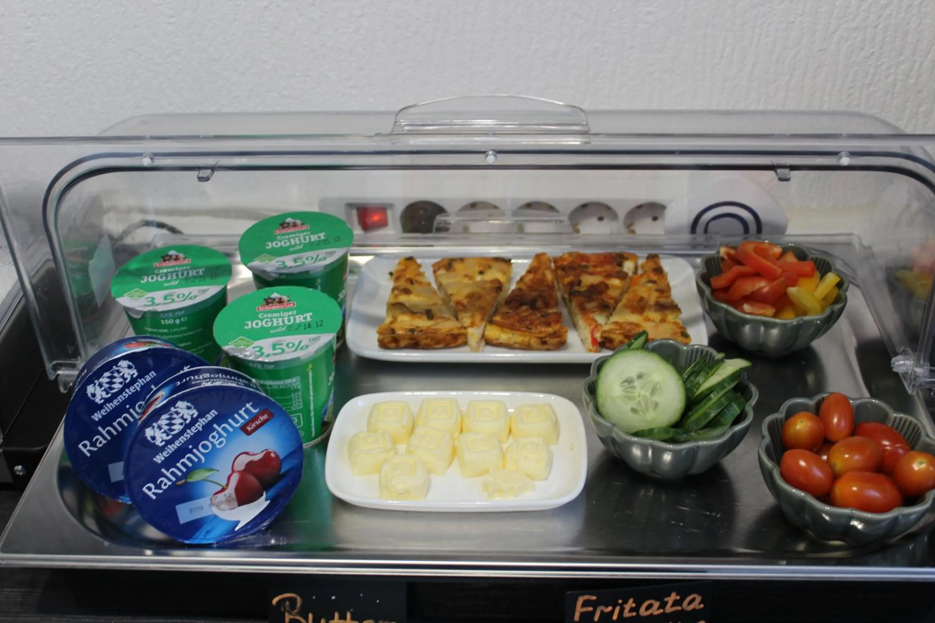 Breakfast in Burghotel - Das Original