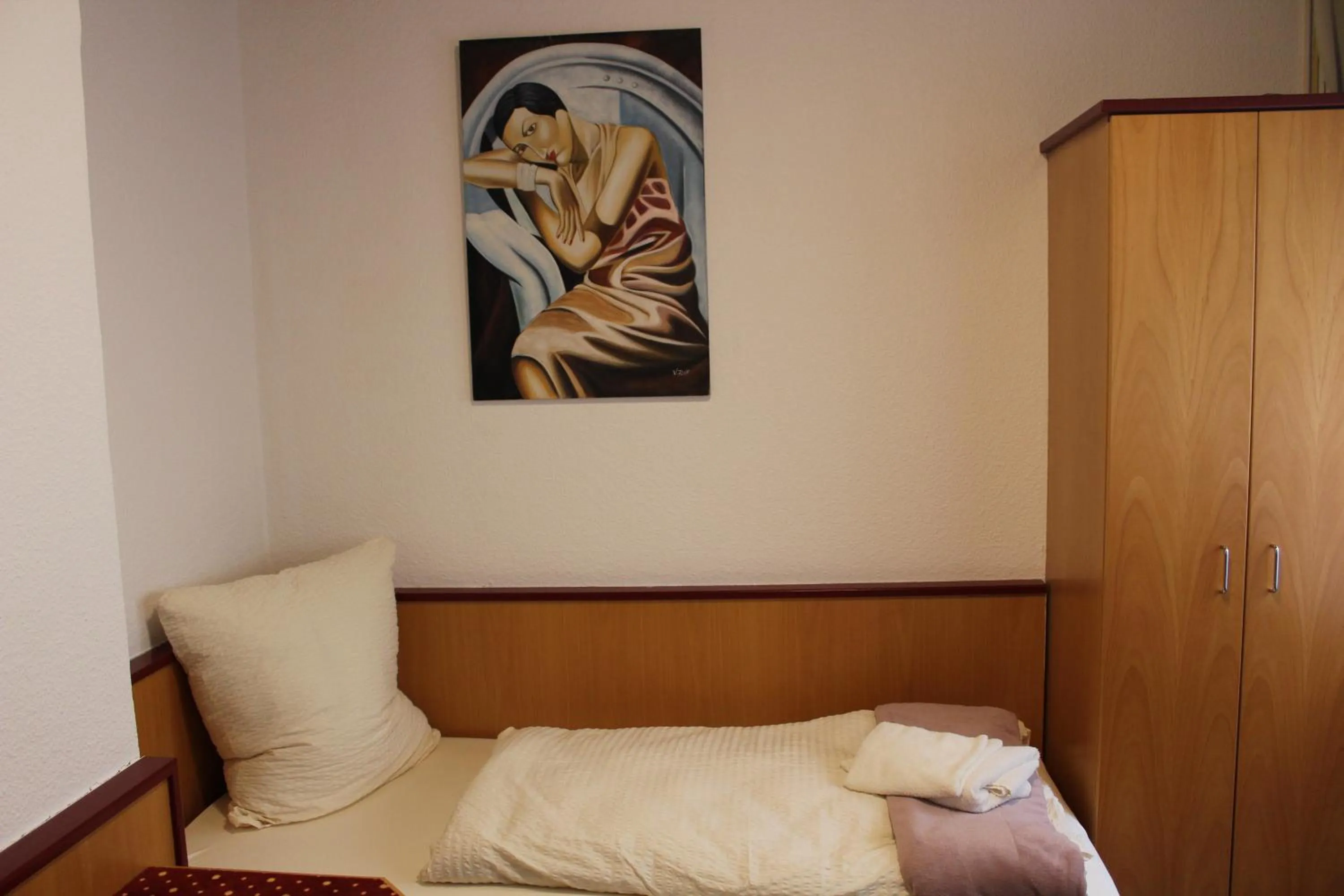 Bed in Burghotel - Das Original