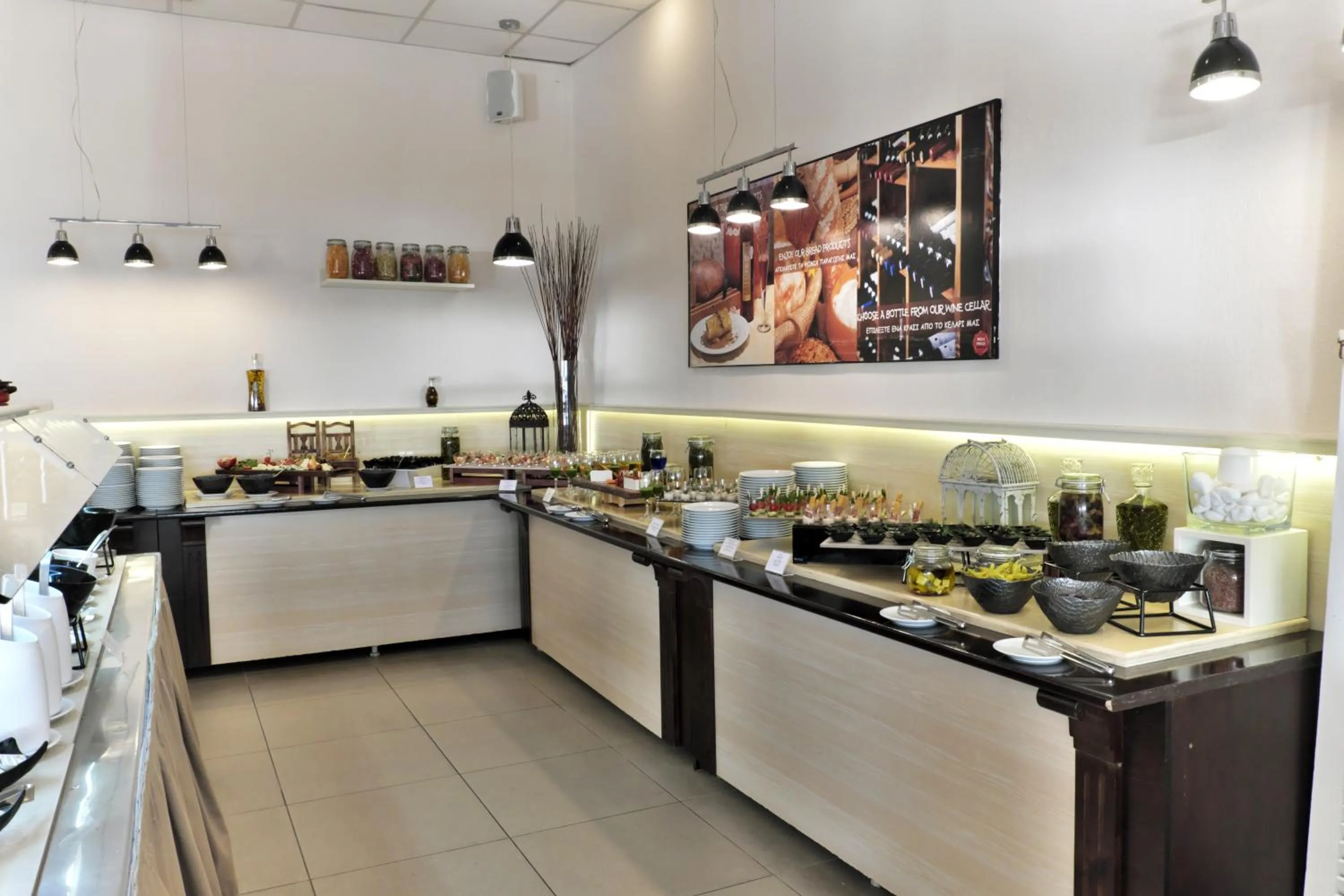 Restaurant/places to eat in Acrotel Elea Beach