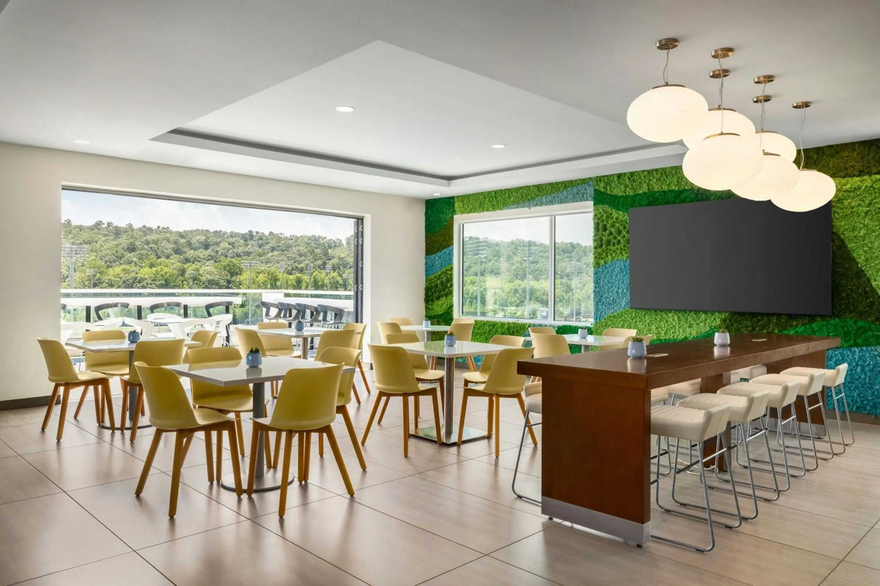 Restaurant/places to eat in Element Cartersville