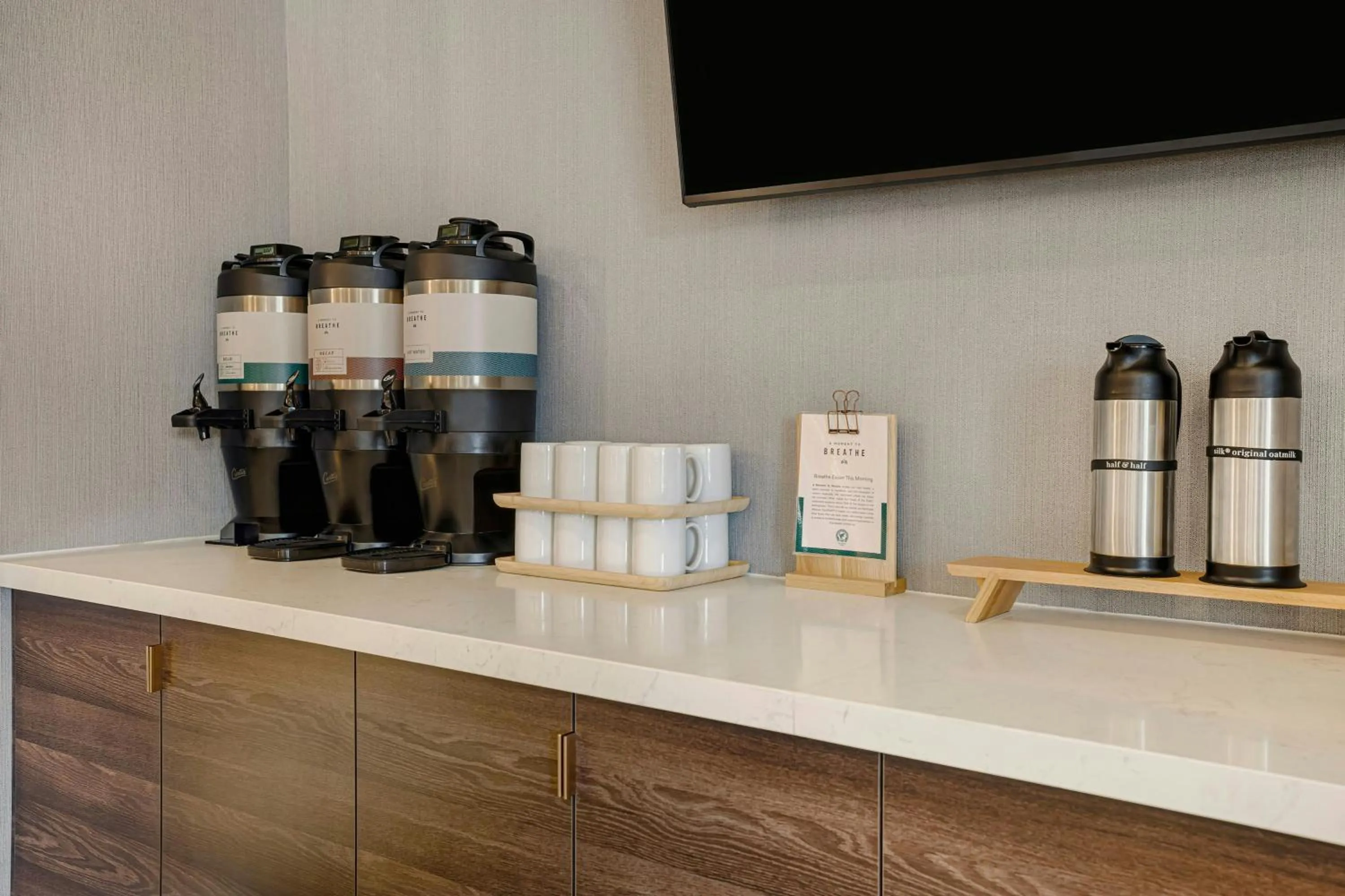 Restaurant/places to eat in Residence Inn by Marriott Nashville Metro Center