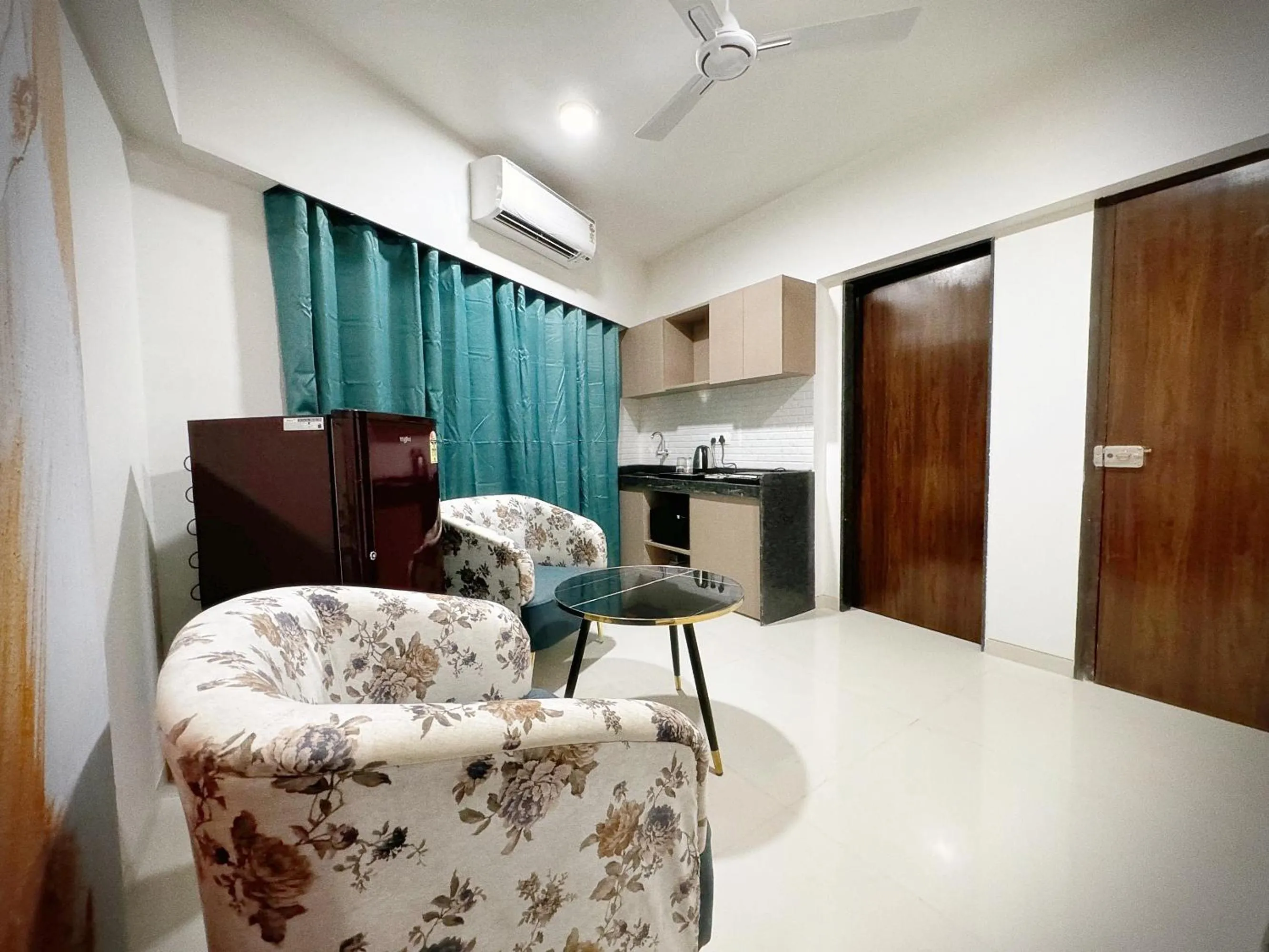 Kitchen or kitchenette in The Orion Premium Suites