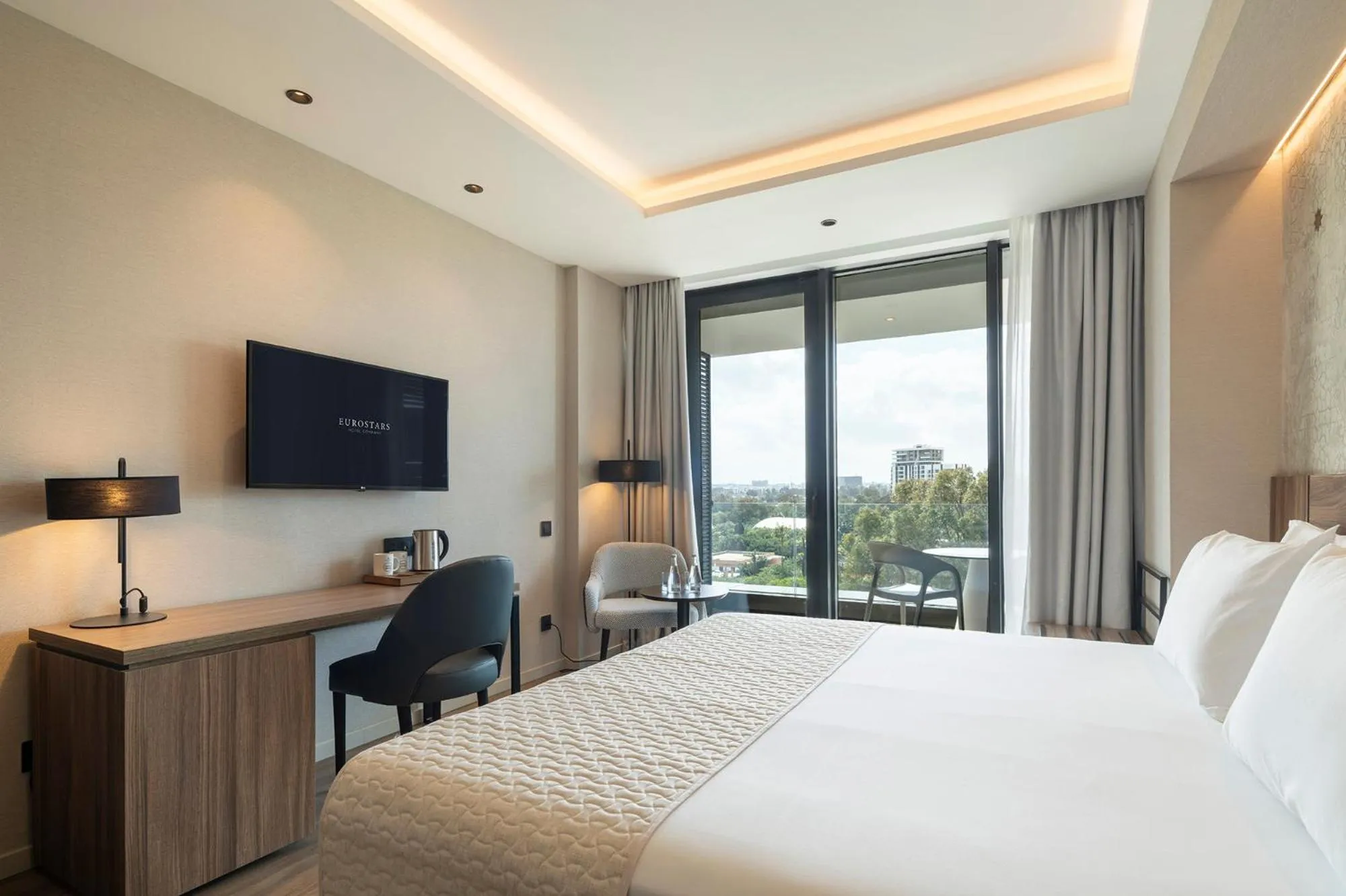 Bed in Eurostars Casa Anfa