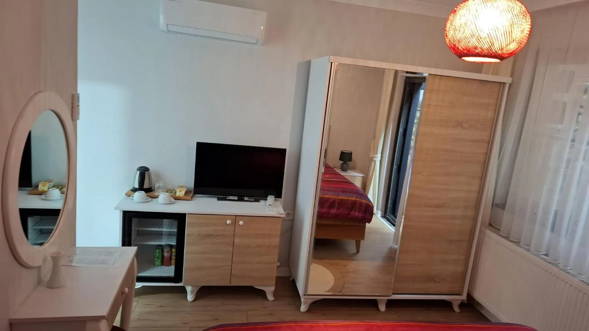 Communal lounge/ TV room, Bed in Dusler Vadisi Kazdaglari