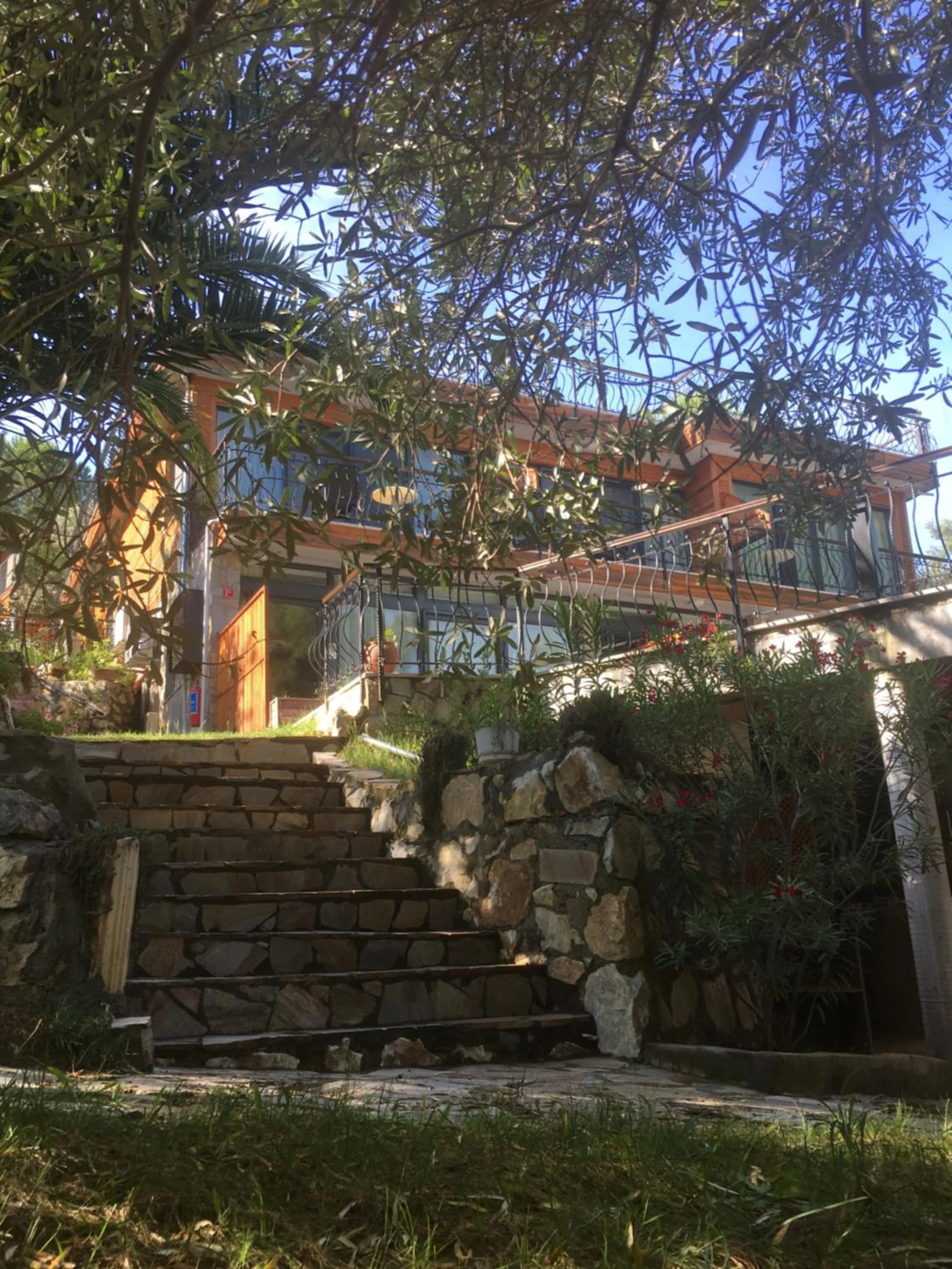 Property building in Dusler Vadisi Kazdaglari