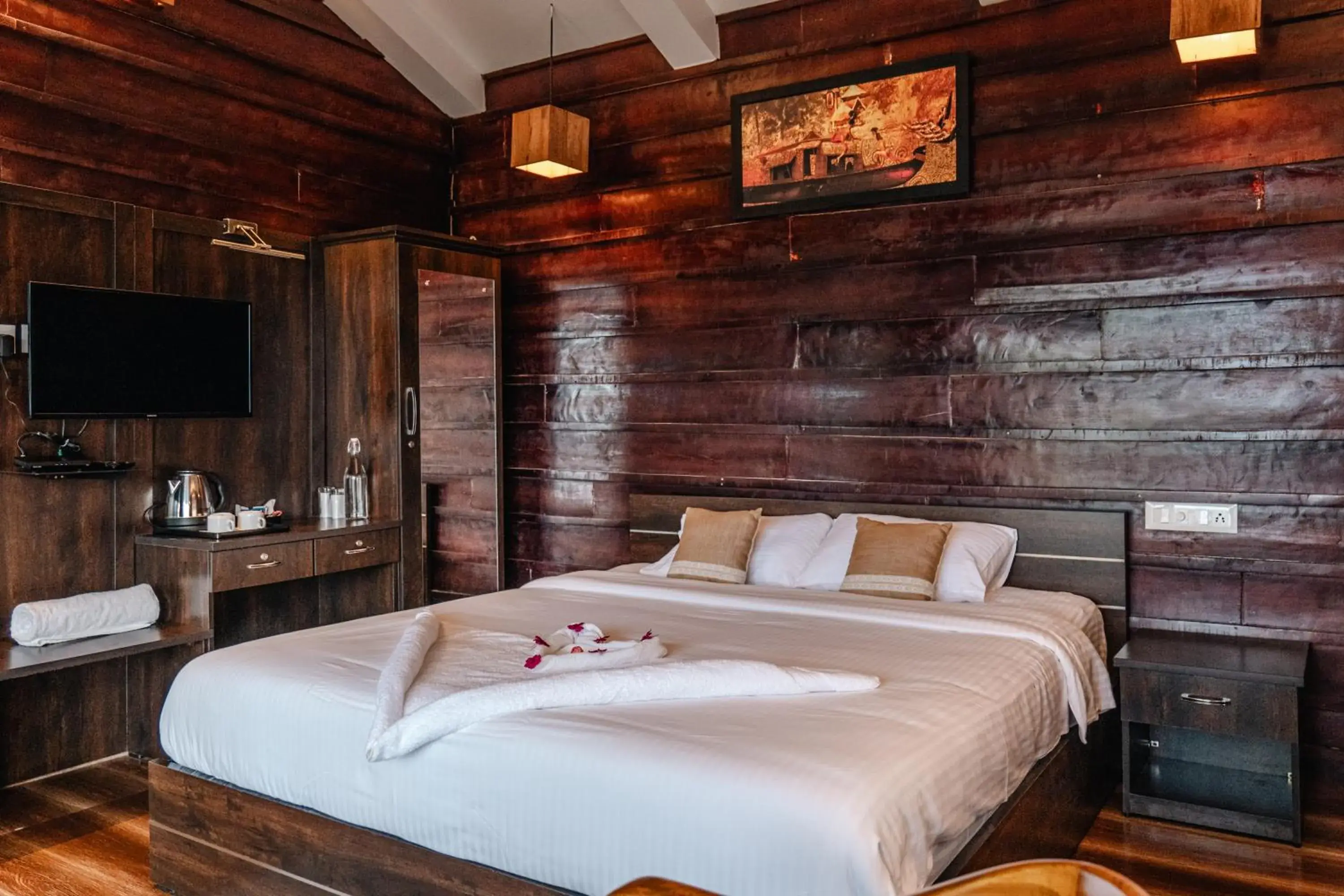 Bed in Hilltop Munnar by Fracspace Bed in Hilltop Munnar by Fracspace