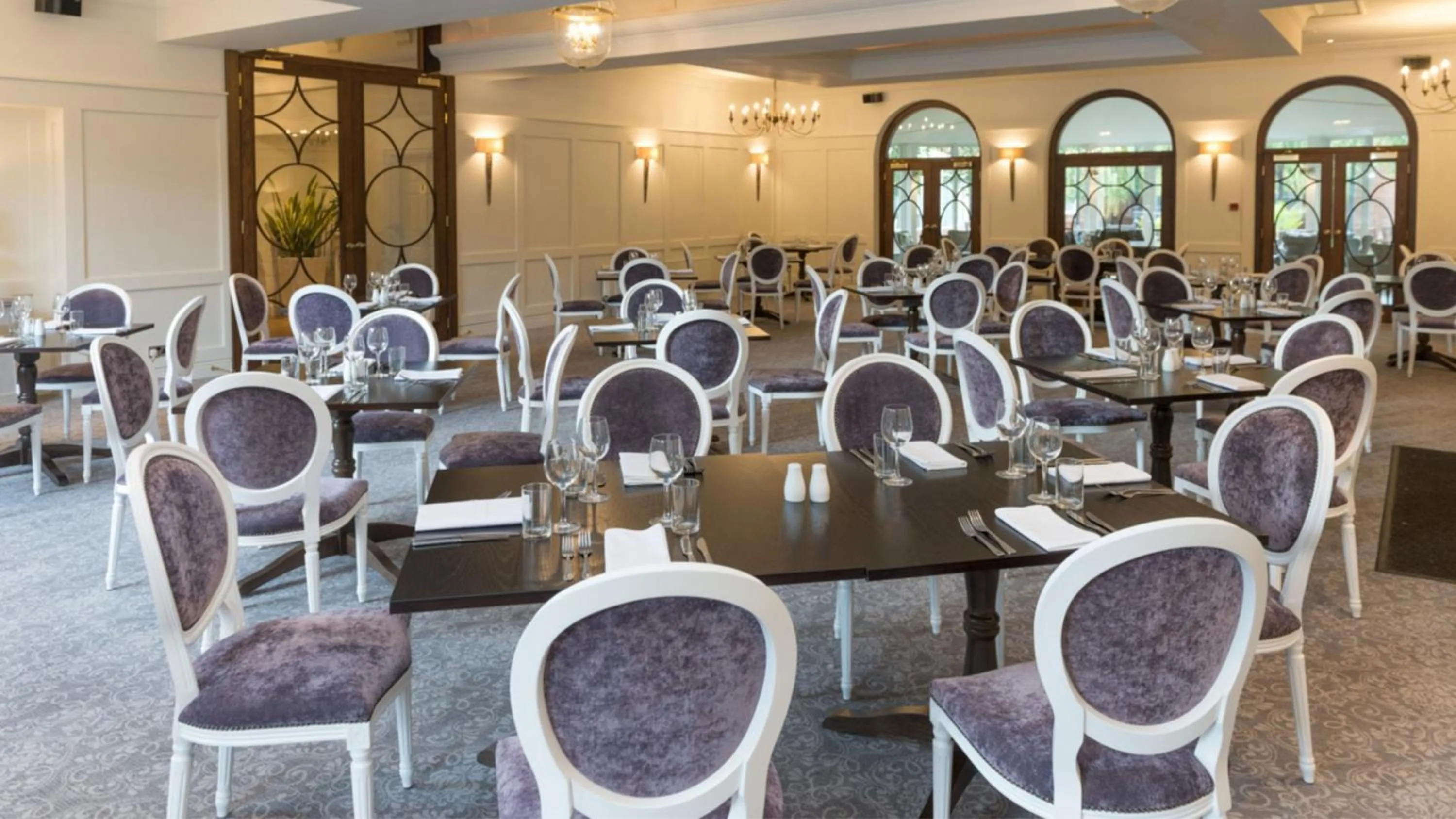 Restaurant/places to eat in Holiday Inn Milton Keynes East M1 Junc 14 by IHG