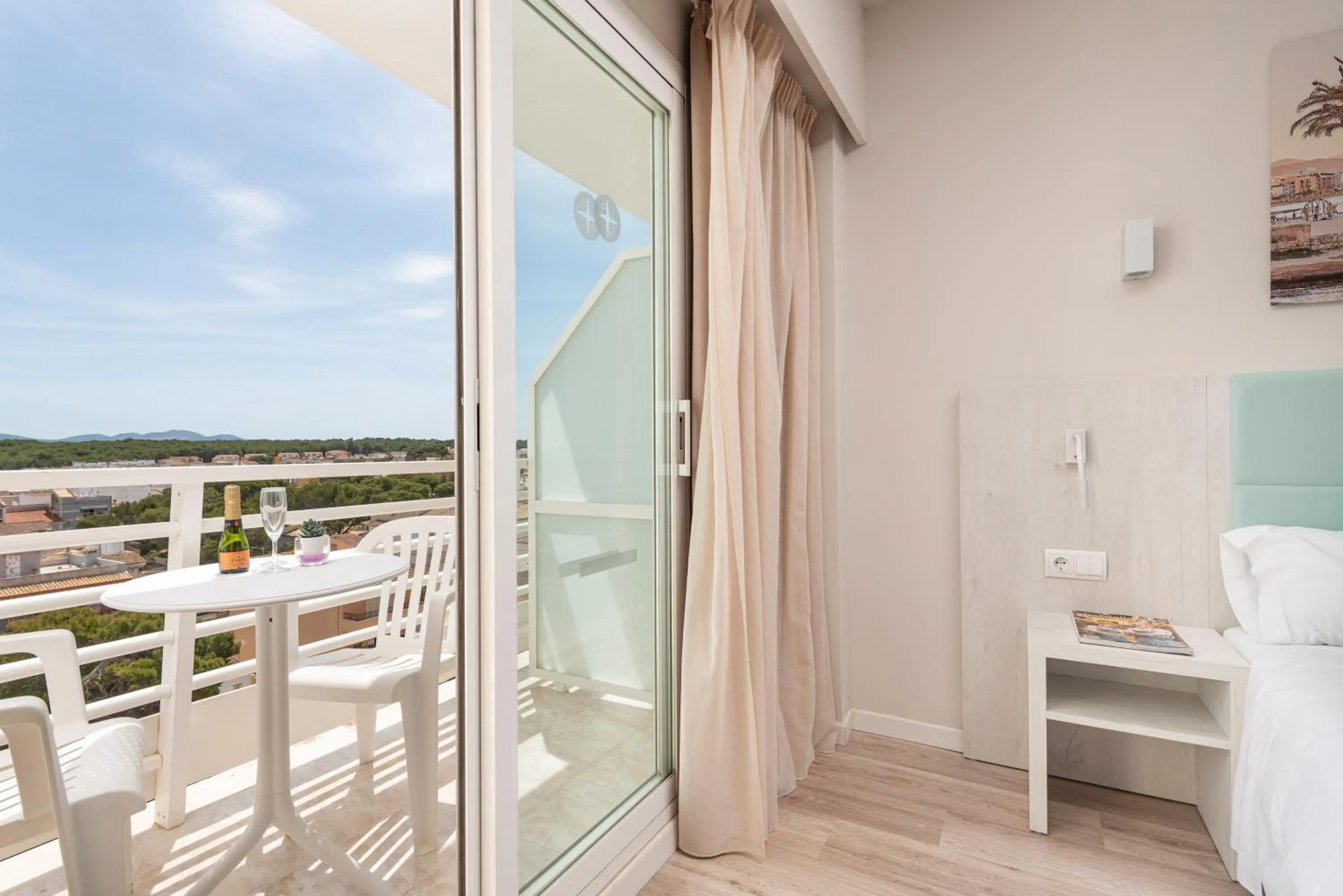 Balcony/Terrace, Bed in O7 Nordeste Playa