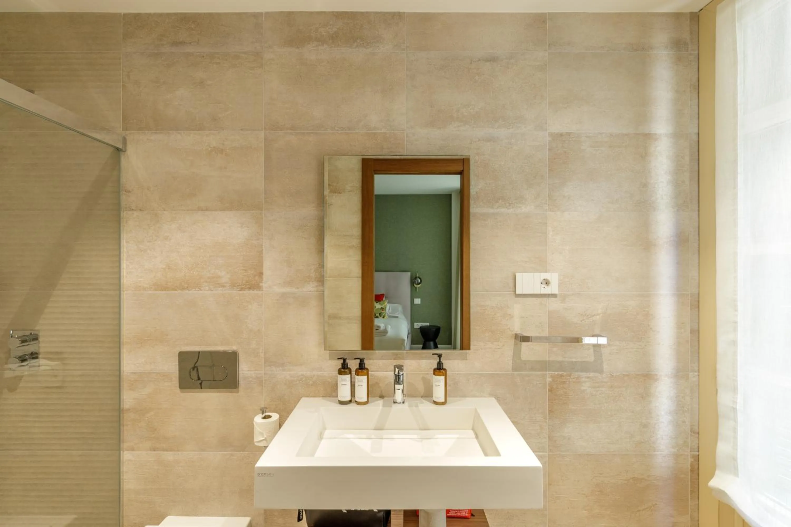 Shower in Plaza del Siglo Suites & Boutique Apartments by Caleta Homes