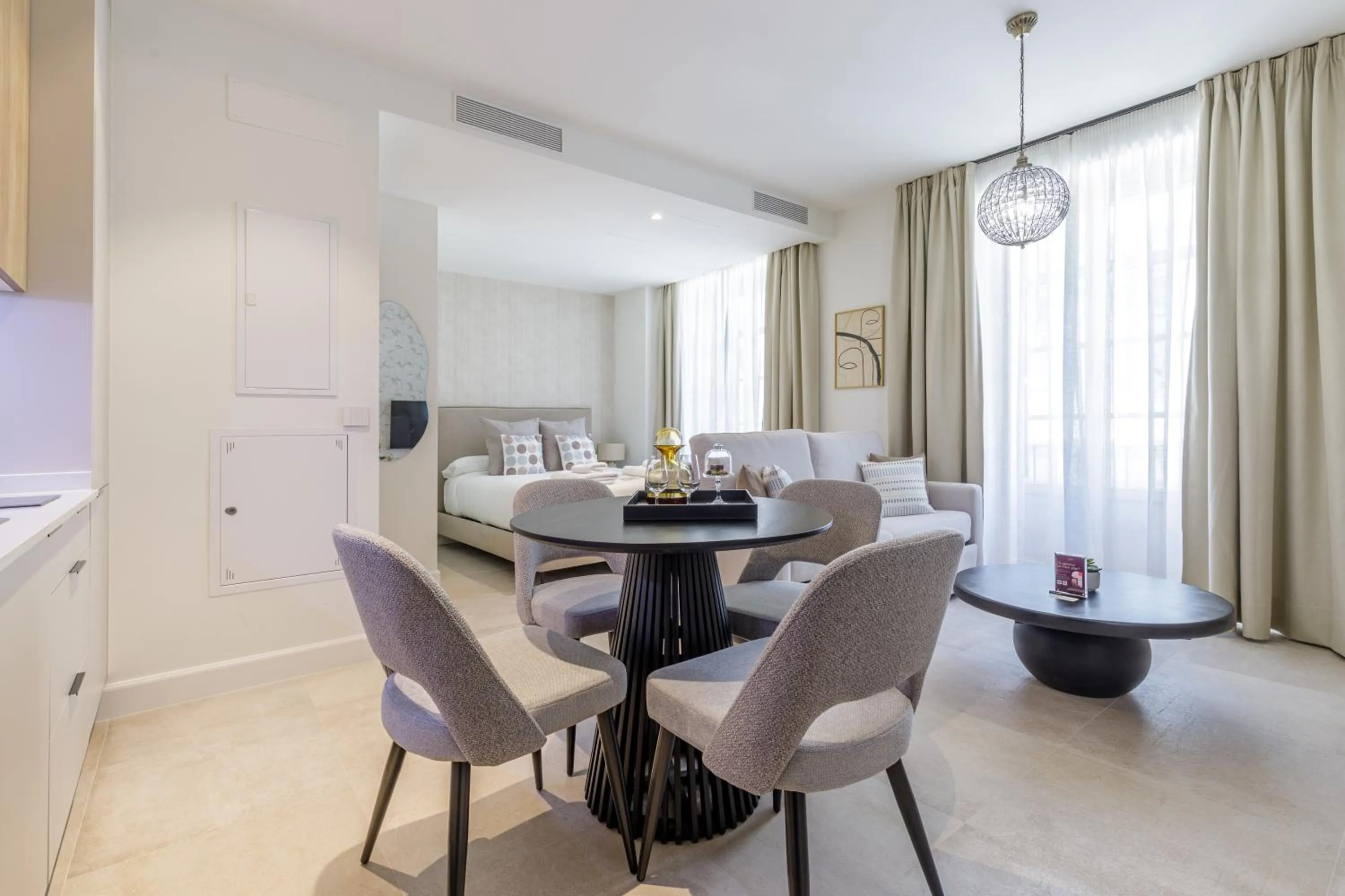 Bed in Plaza del Siglo Suites & Boutique Apartments by Caleta Homes