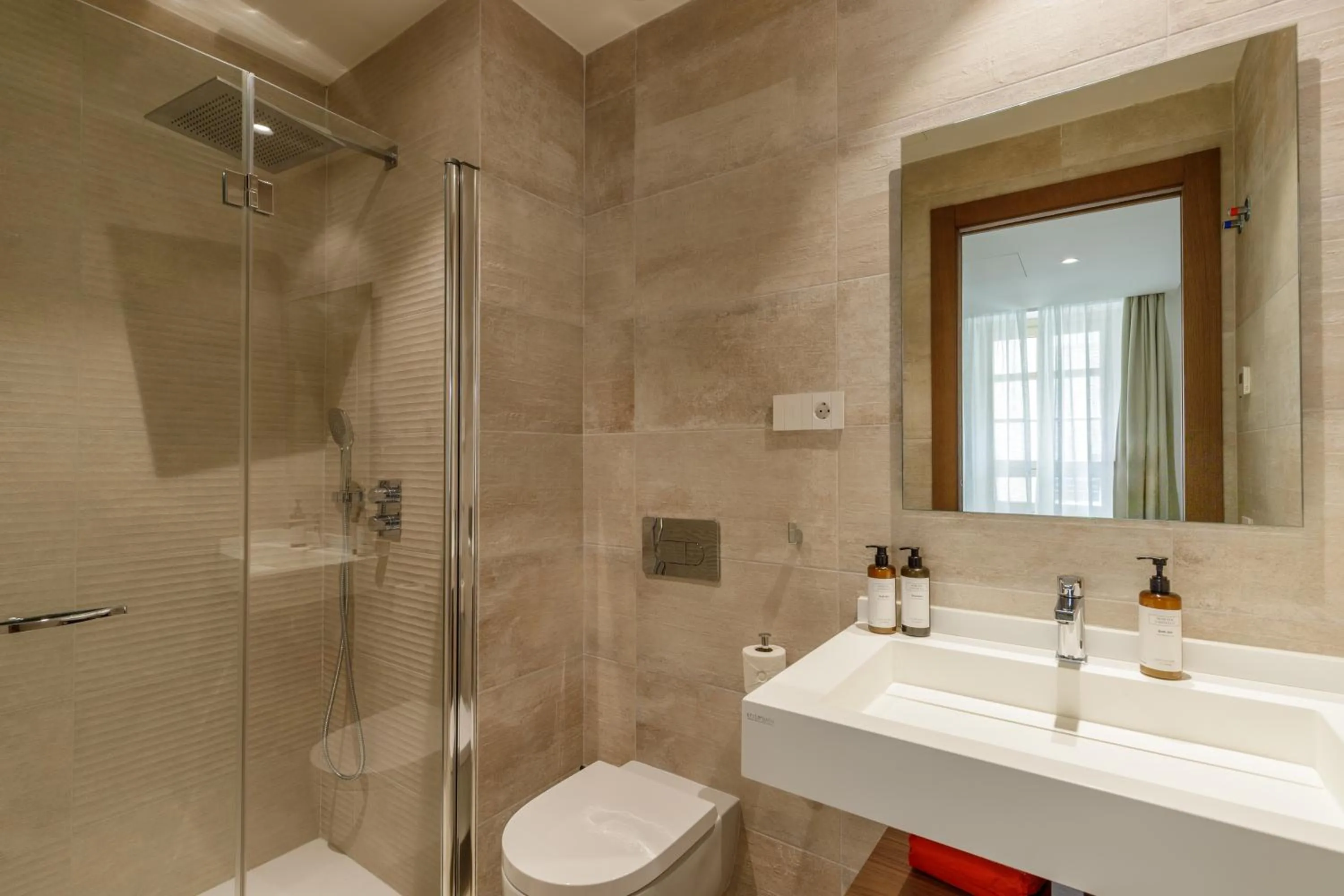 Shower in Plaza del Siglo Suites & Boutique Apartments by Caleta Homes
