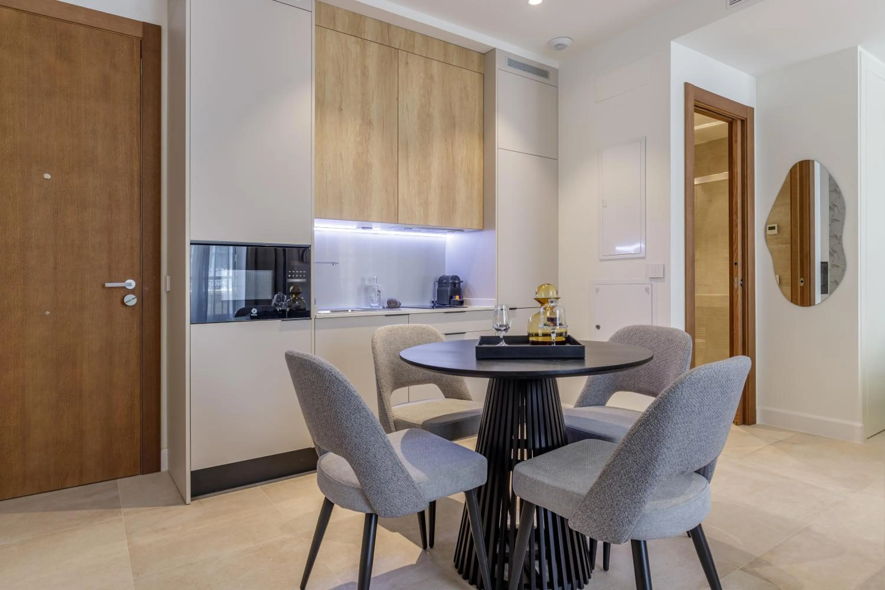 Coffee/tea facilities in Plaza del Siglo Suites & Boutique Apartments by Caleta Homes