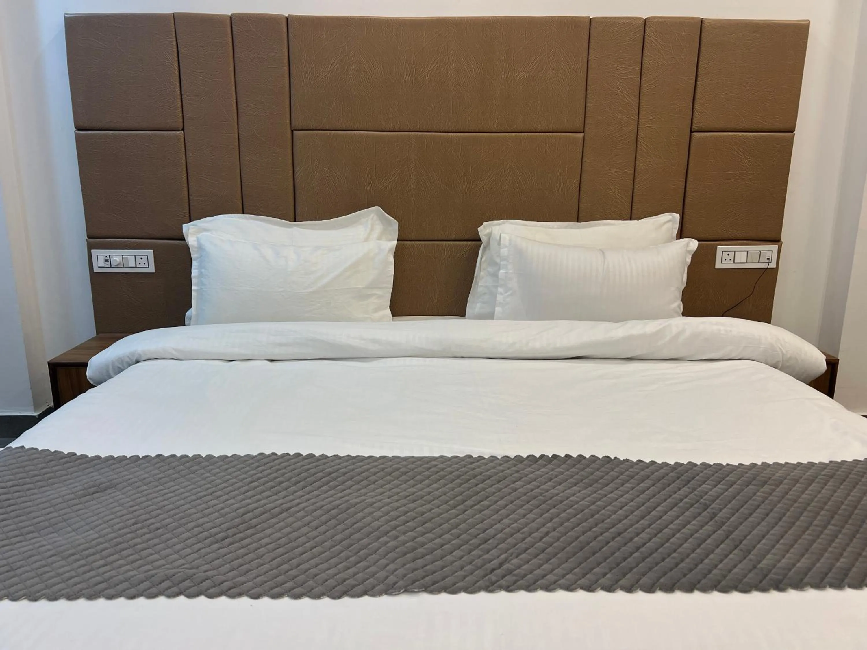 Bed in The Shalam Resort श्रीकृष्ण शरणं मम