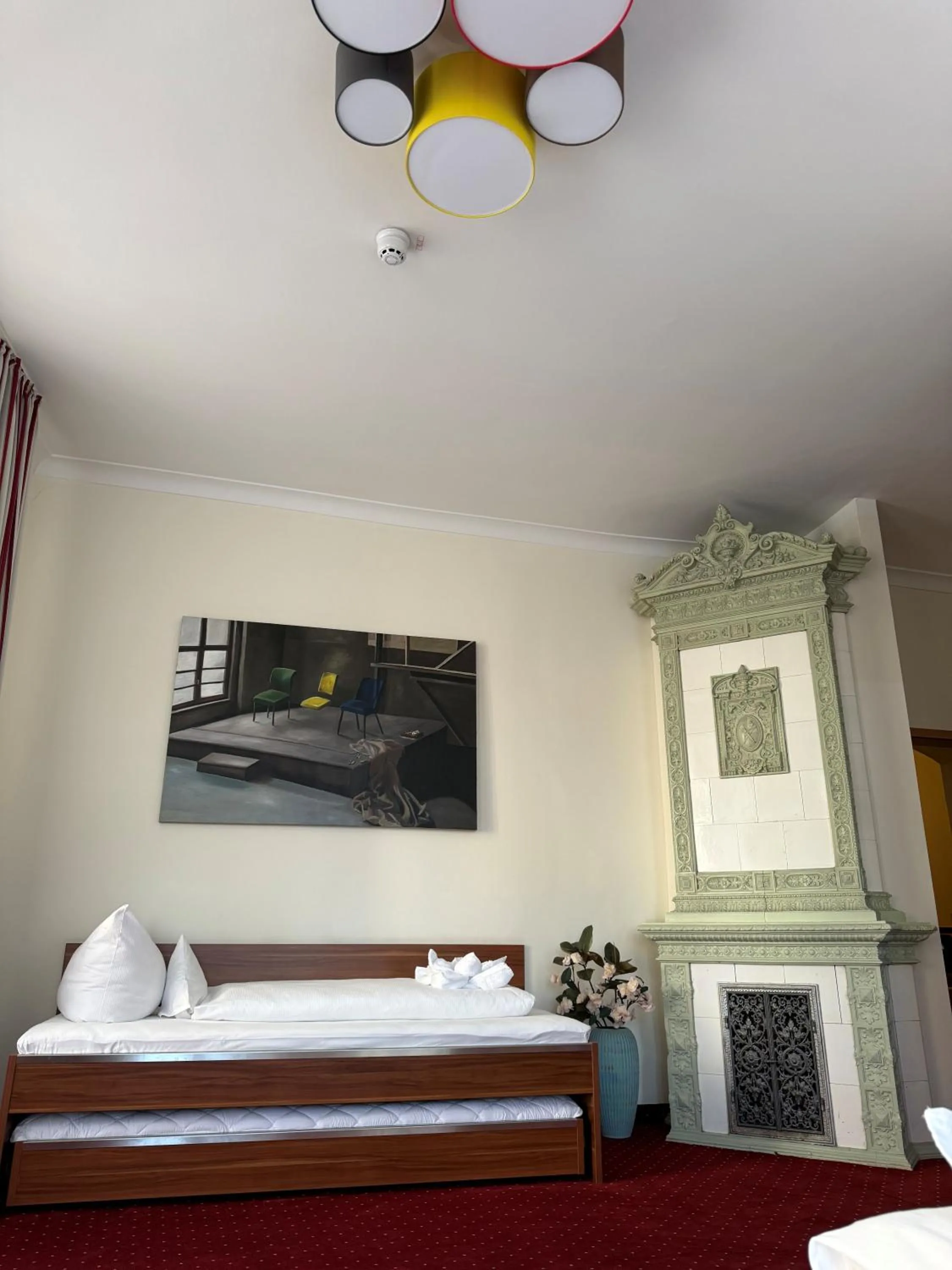 Photo of the whole room, Bed in Hotel Schwibbogen Altstadt & Apartments