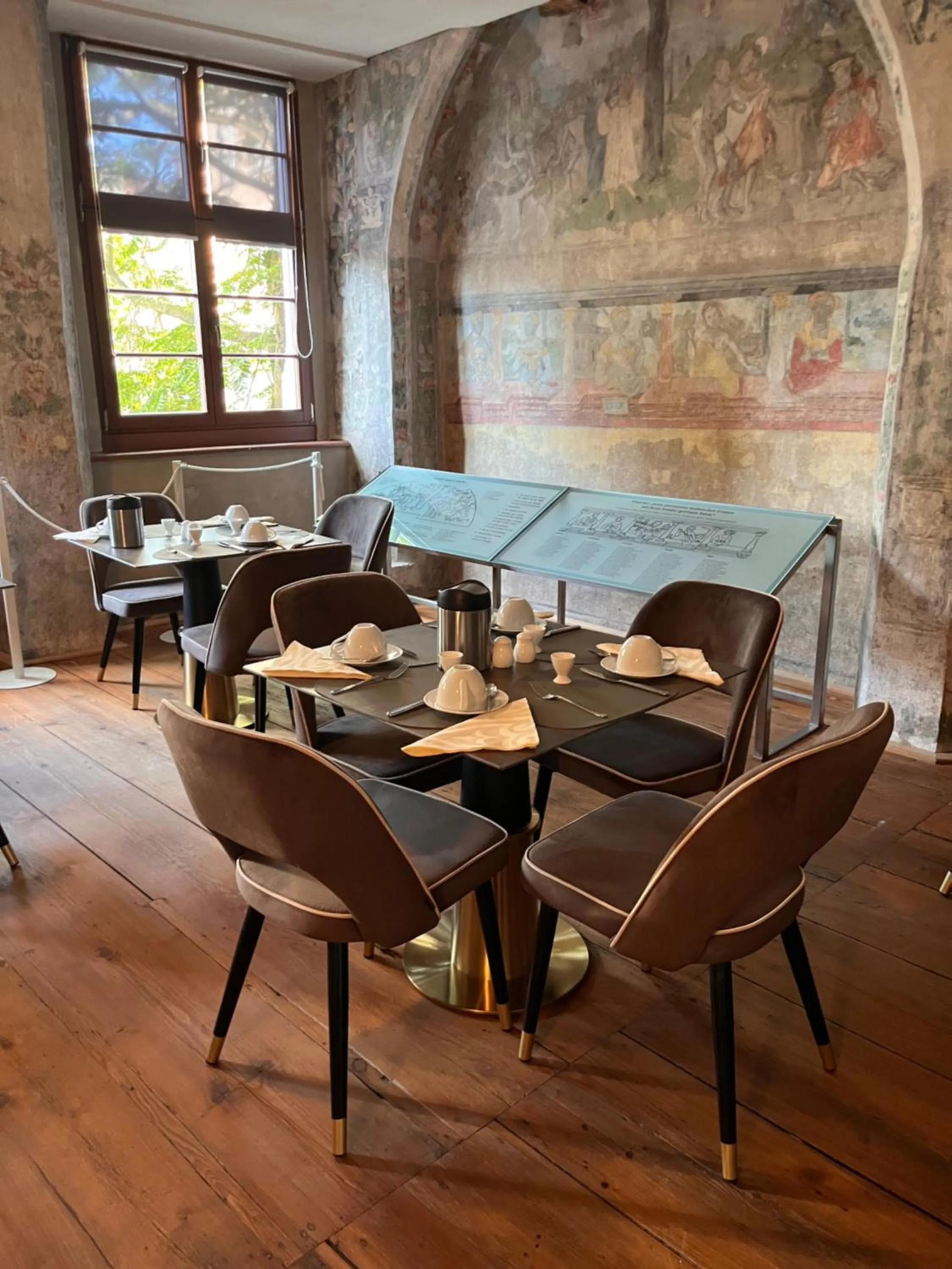 Breakfast in Hotel Schwibbogen Altstadt & Apartments