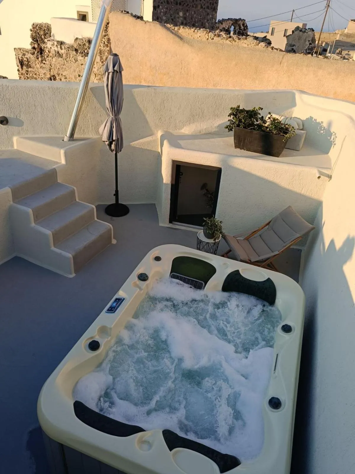 Balcony/Terrace in Art and Sky