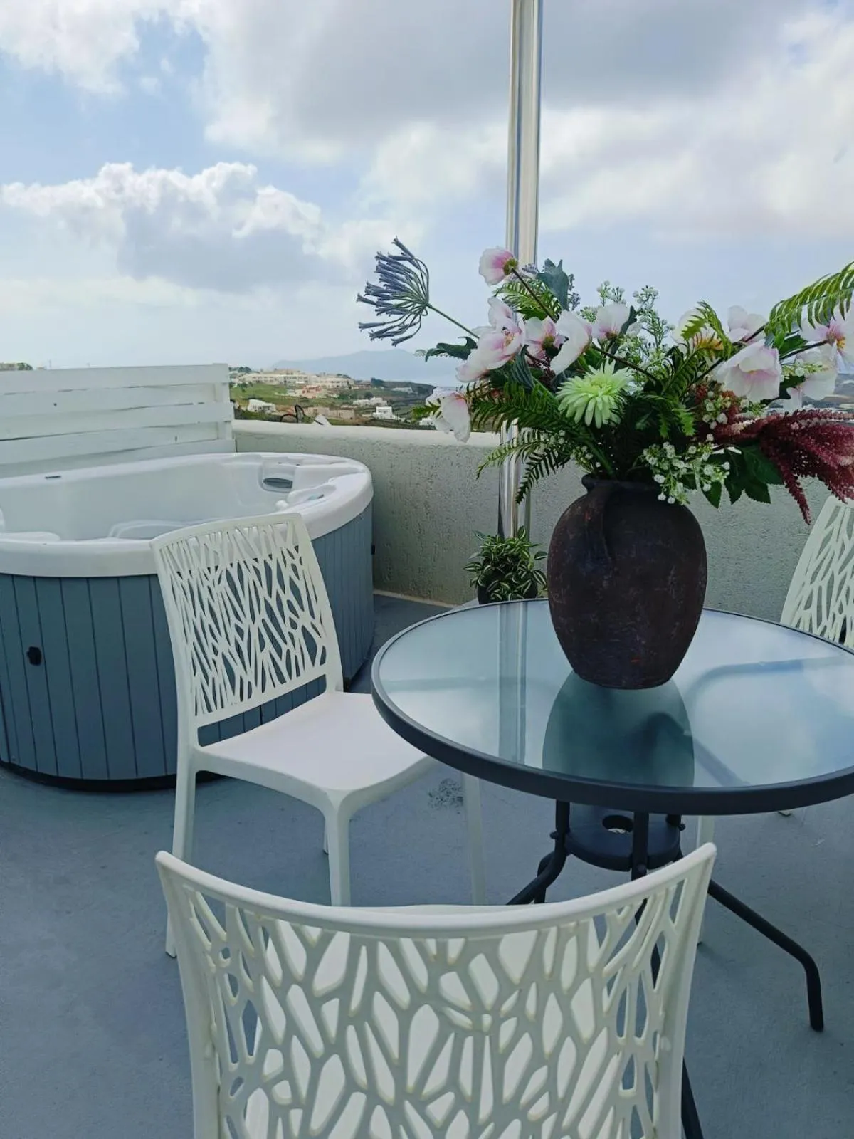 Balcony/Terrace in Art and Sky