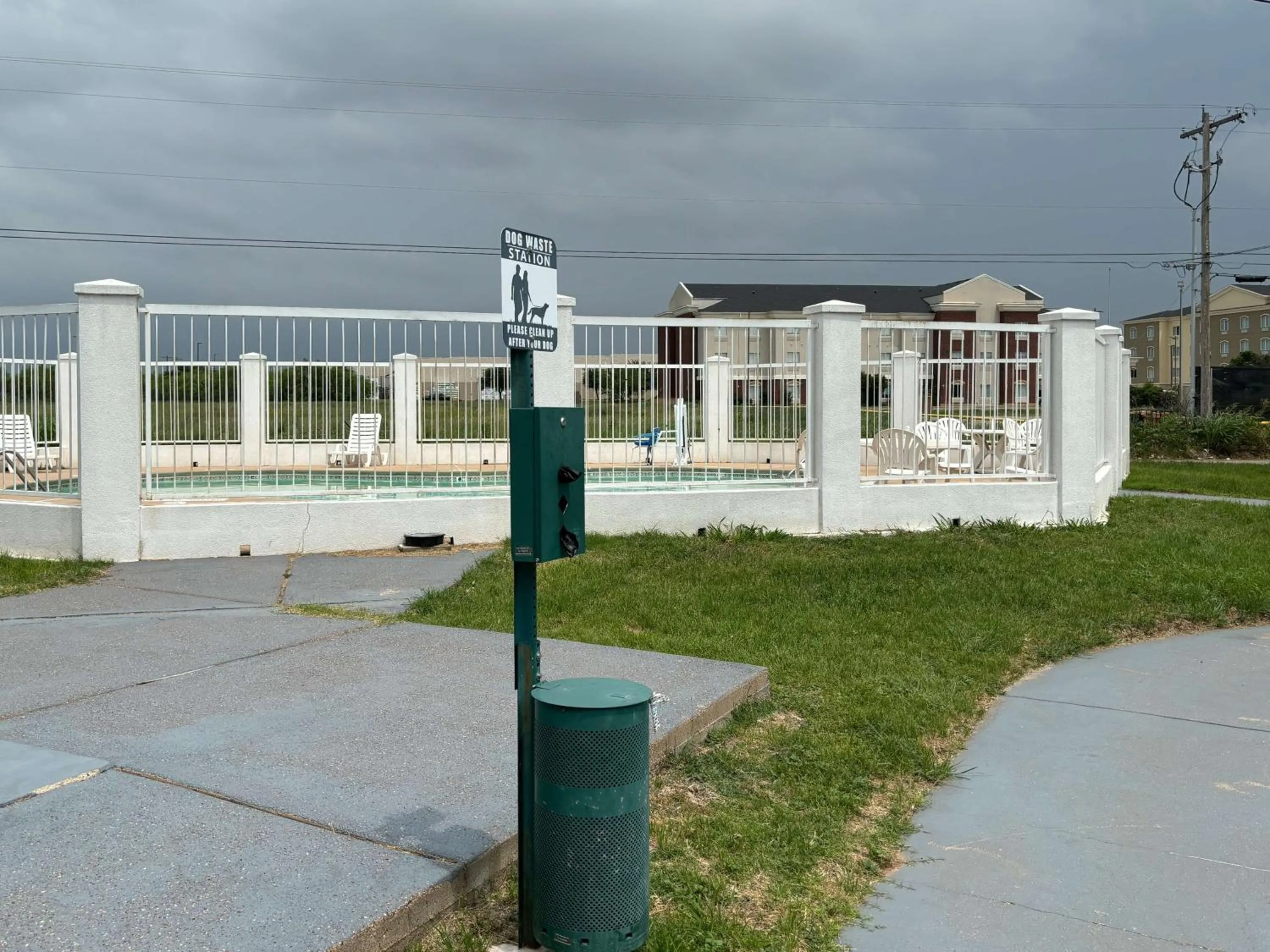 Photo of the whole room in Studio 6 Abilene, TX East