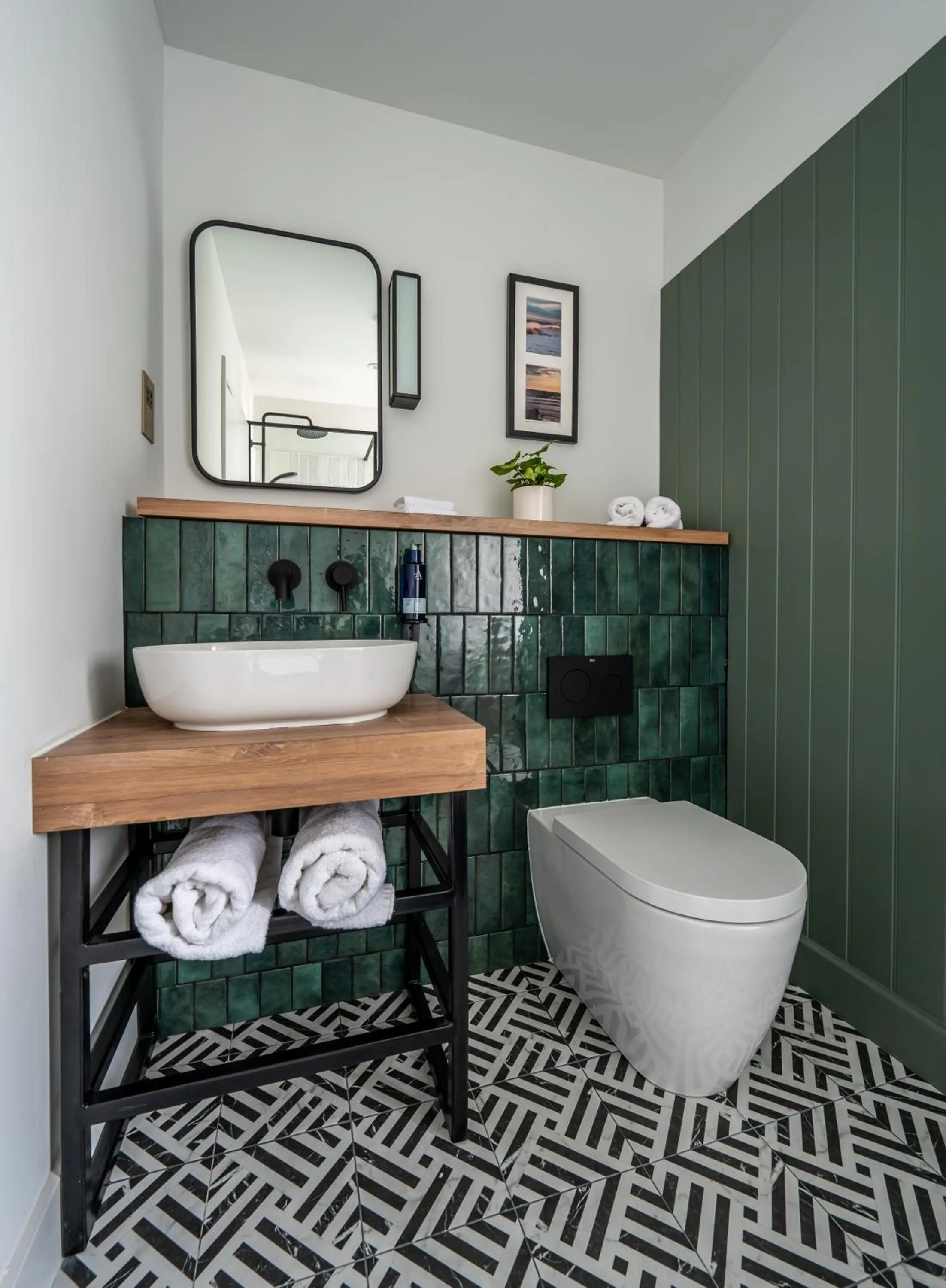 Toilet in Royal Marine Hotel, by Highland Coast Hotels