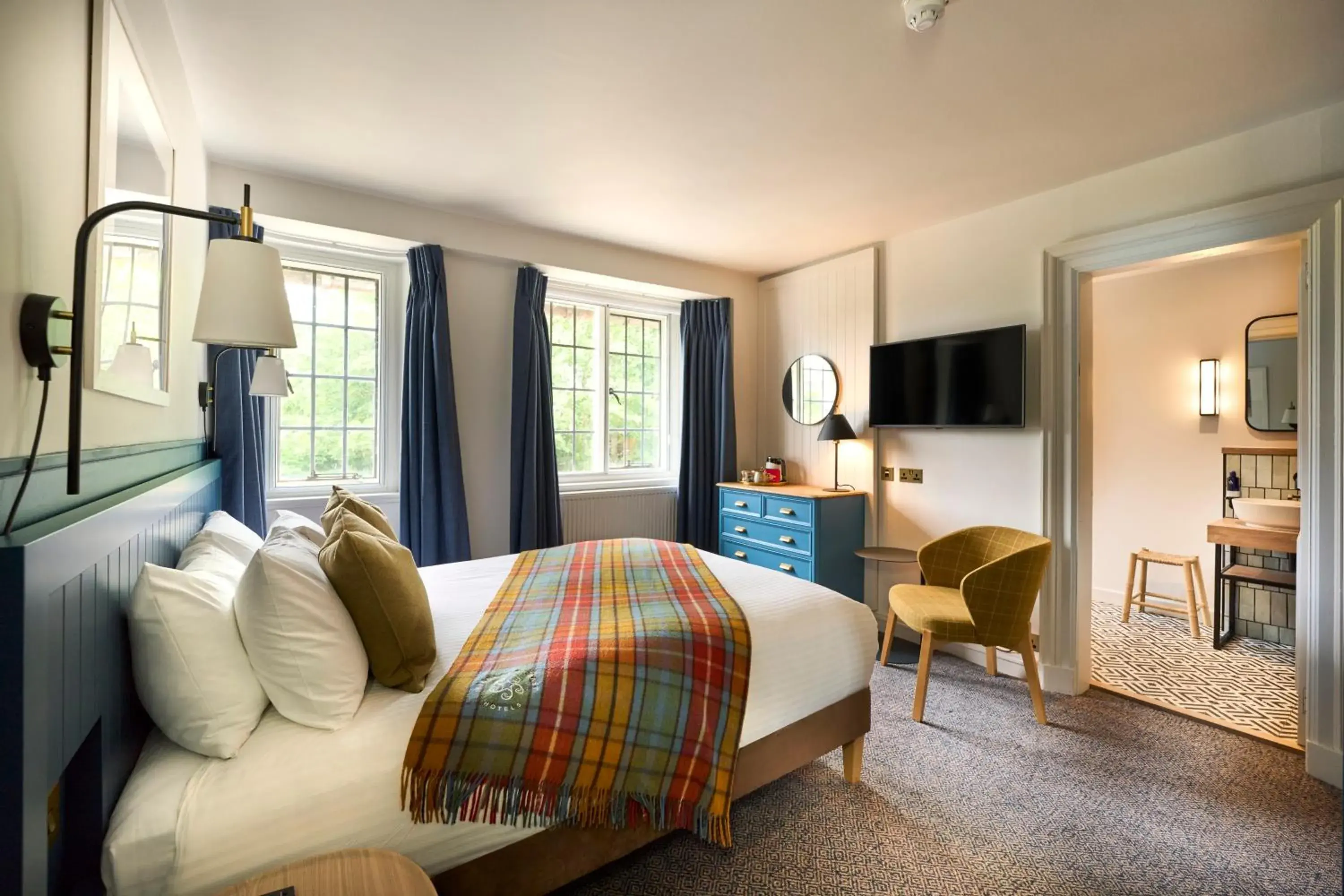 Double Guest Room in Royal Marine Hotel Double Guest Room in Royal Marine Hotel