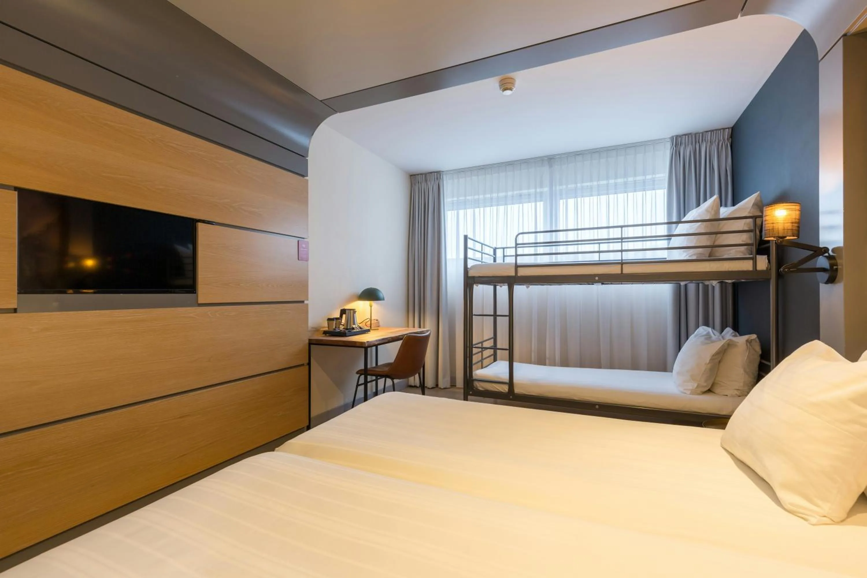 Photo of the whole room, Bed in Leonardo Hotel Almere City Center