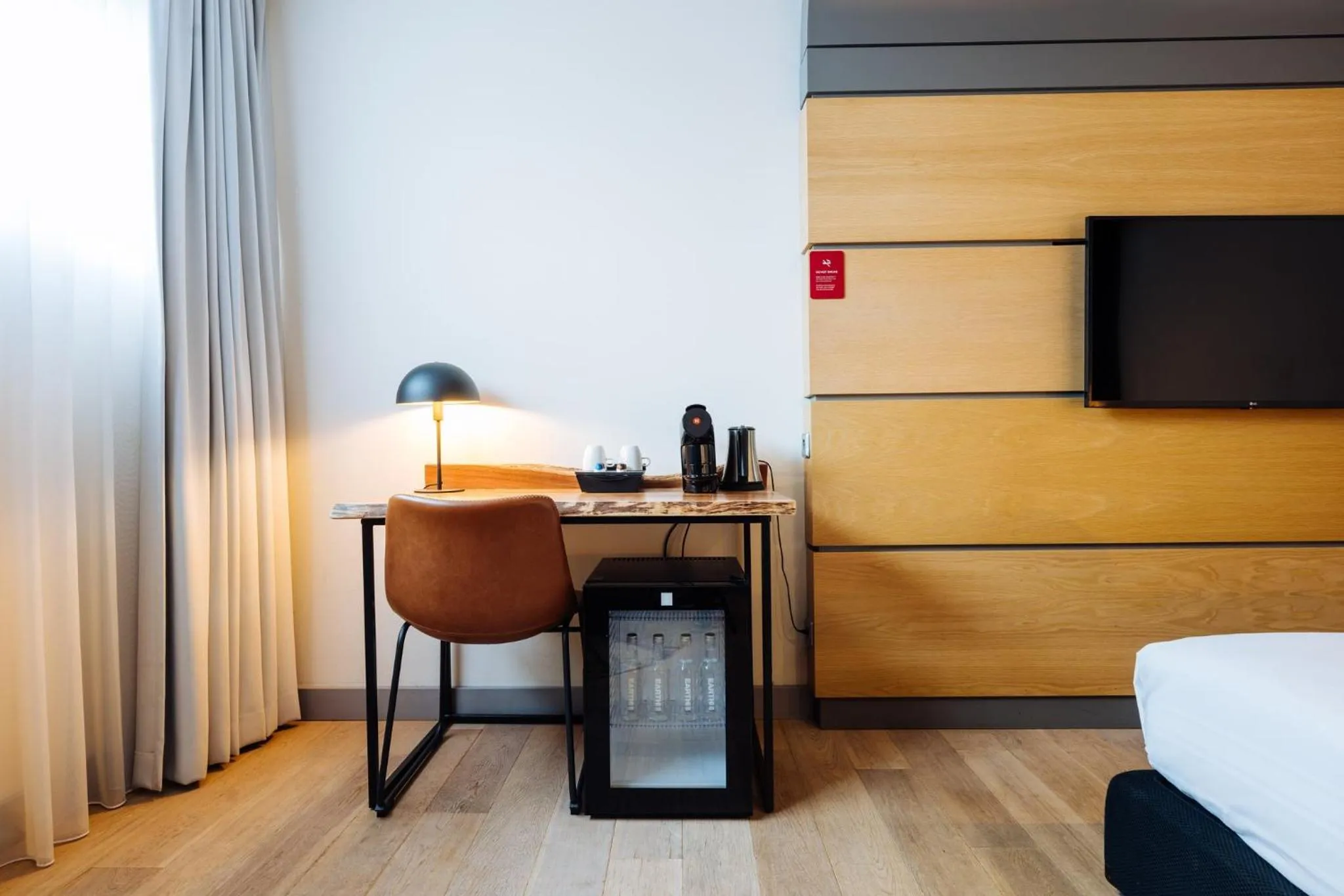 Photo of the whole room, Bed in Leonardo Hotel Almere City Center