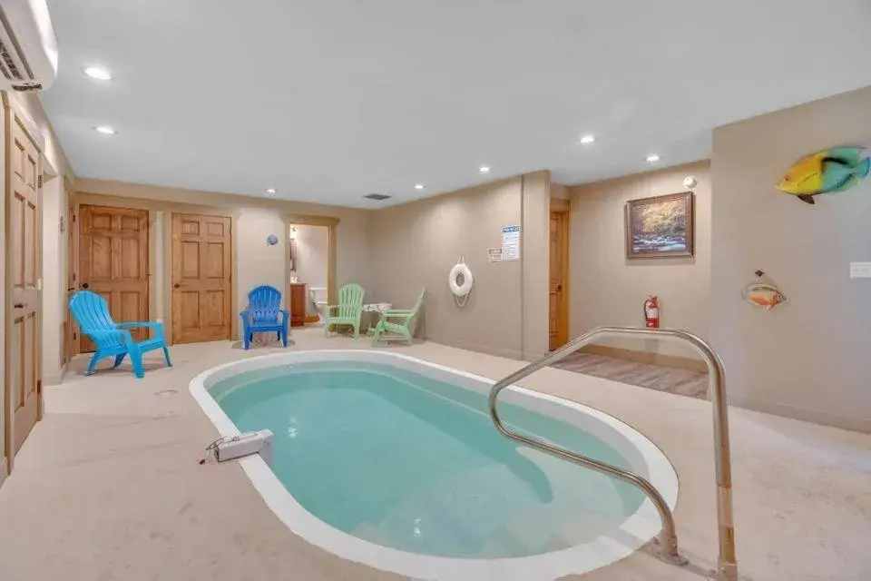 Splash Mountain Lodge by Eden Crest Splash Mountain Lodge by Eden Crest