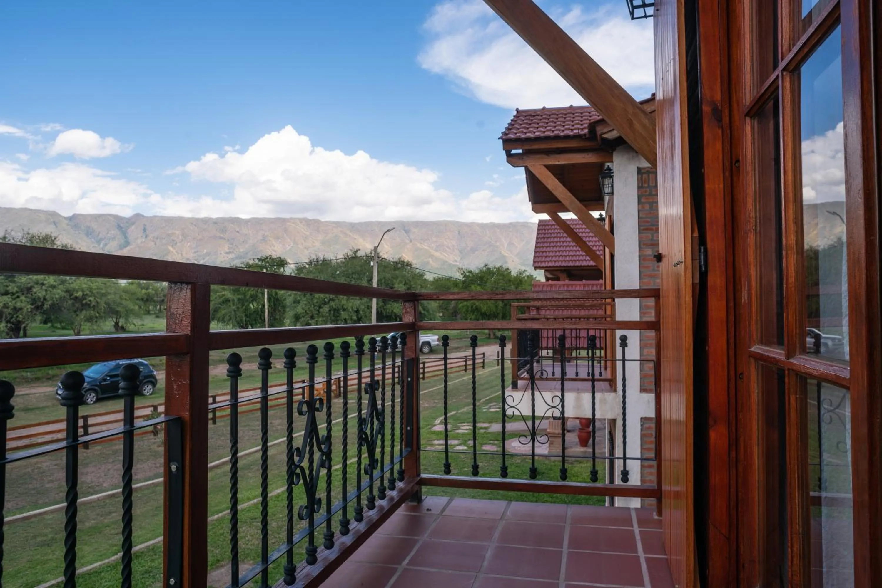 Mountain view in Ayres del Golf Posada-Restó