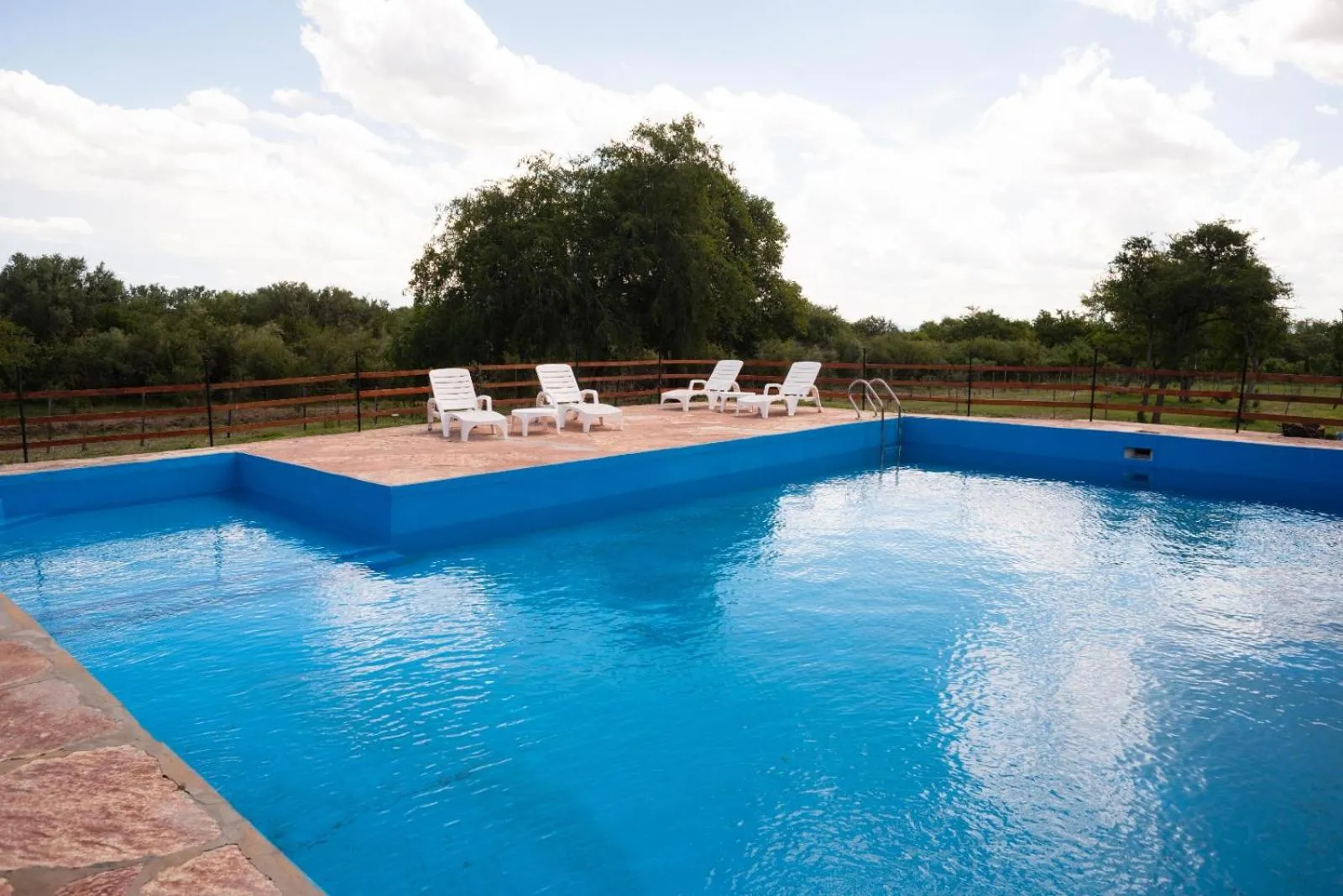 Swimming pool in Ayres del Golf Posada-Restó