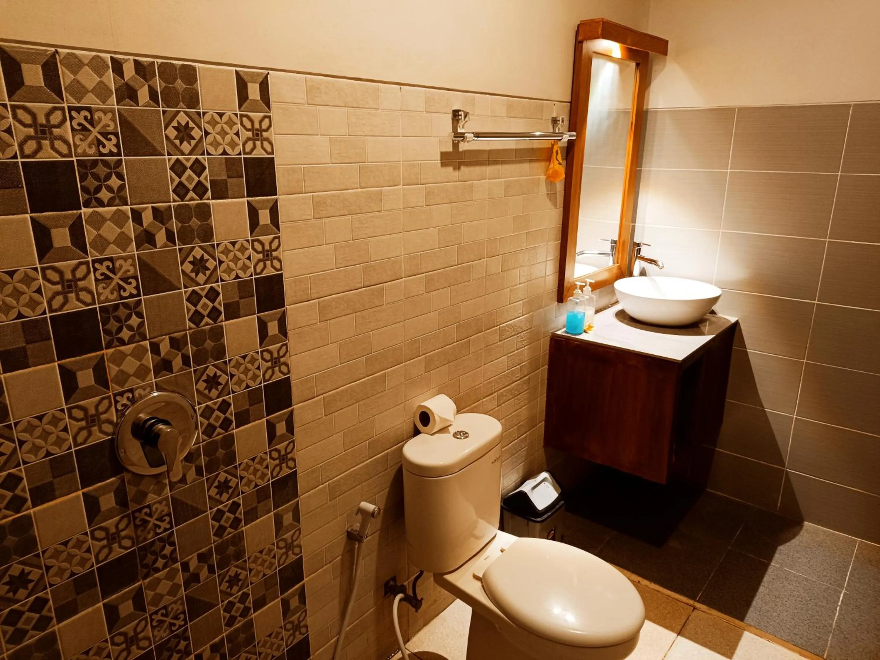 Bathroom in Sunset Shade Villa