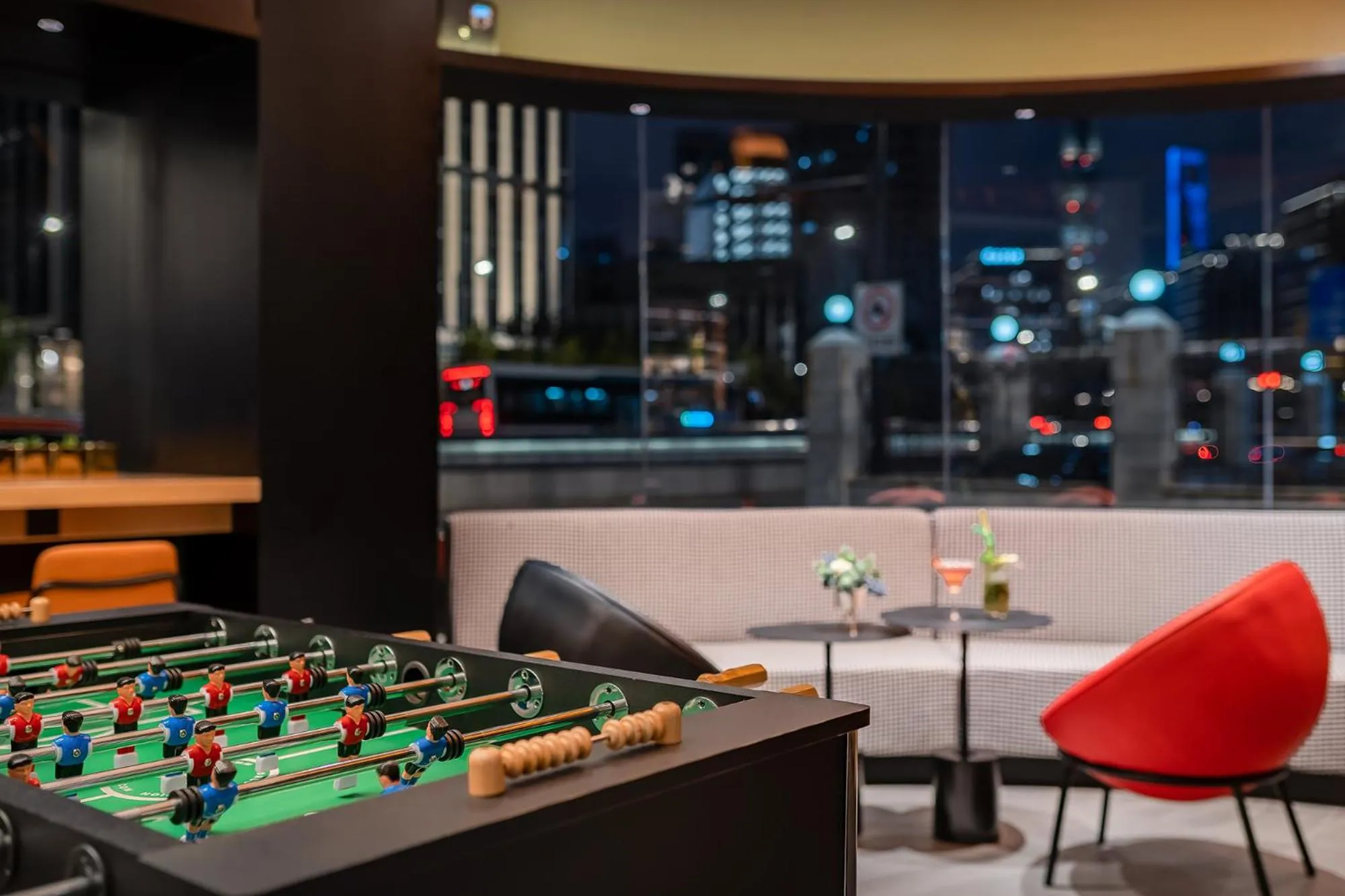 Restaurant/places to eat in CitiGO Hotel Shanghai On The Bund