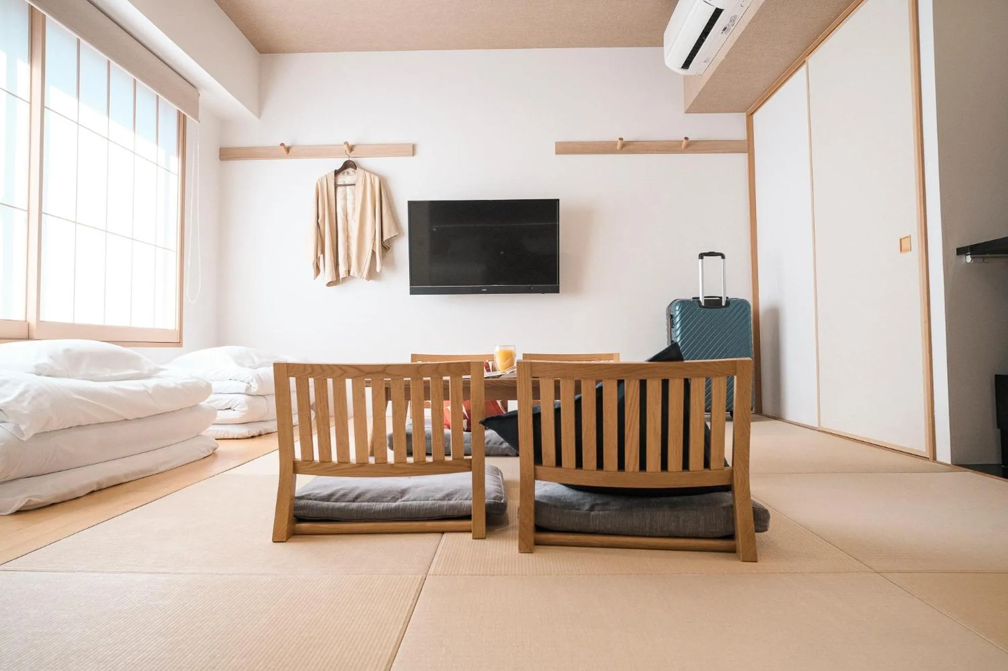 Bed in WAYFARER Shin