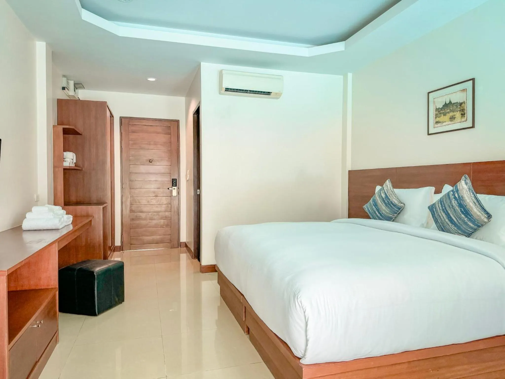 Bed in XAYA Pool Access Resort - Phuket