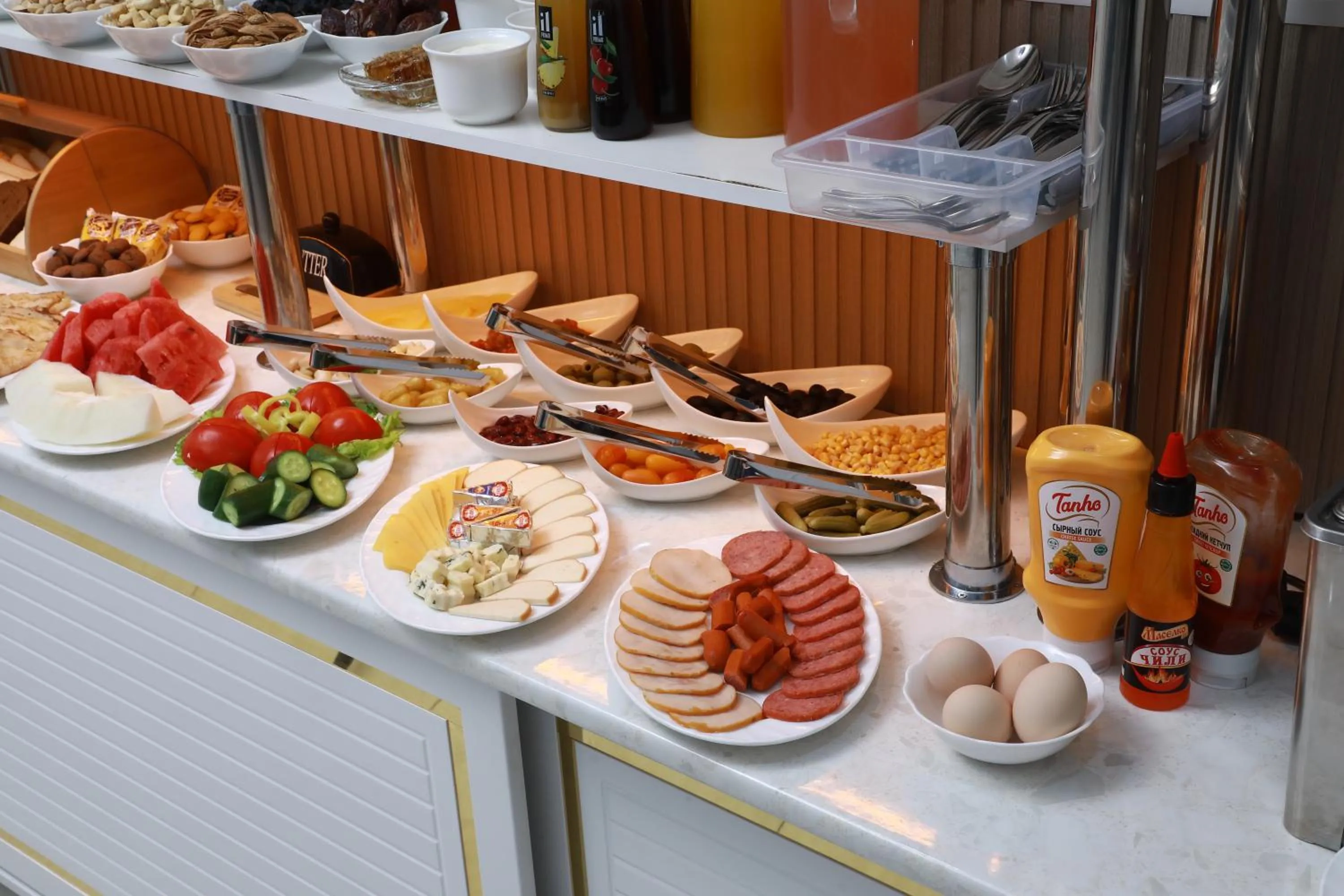 Breakfast in Central Plaza Hotel