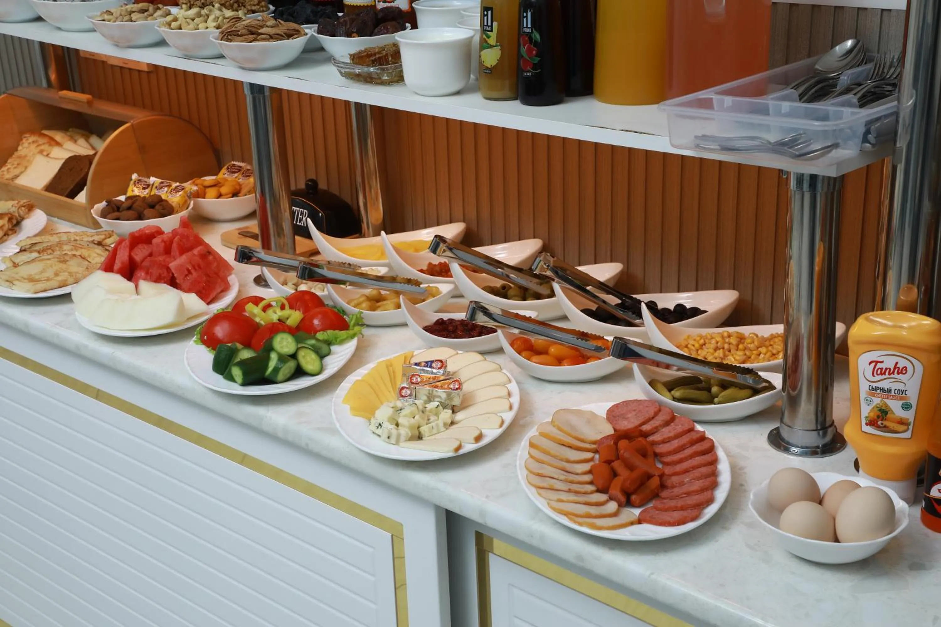 Breakfast in Central Plaza Hotel