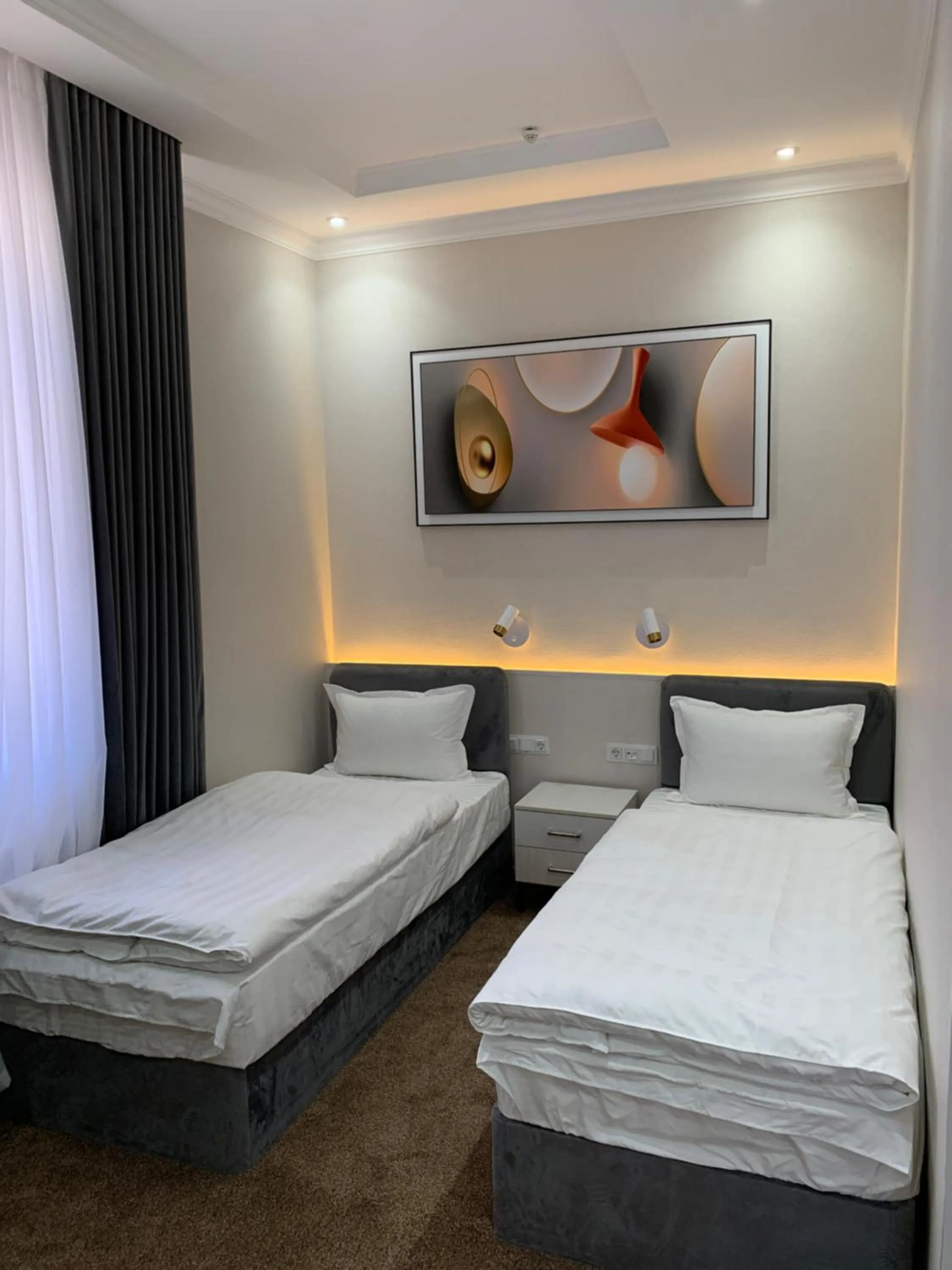 Twin Room in Central Plaza Hotel