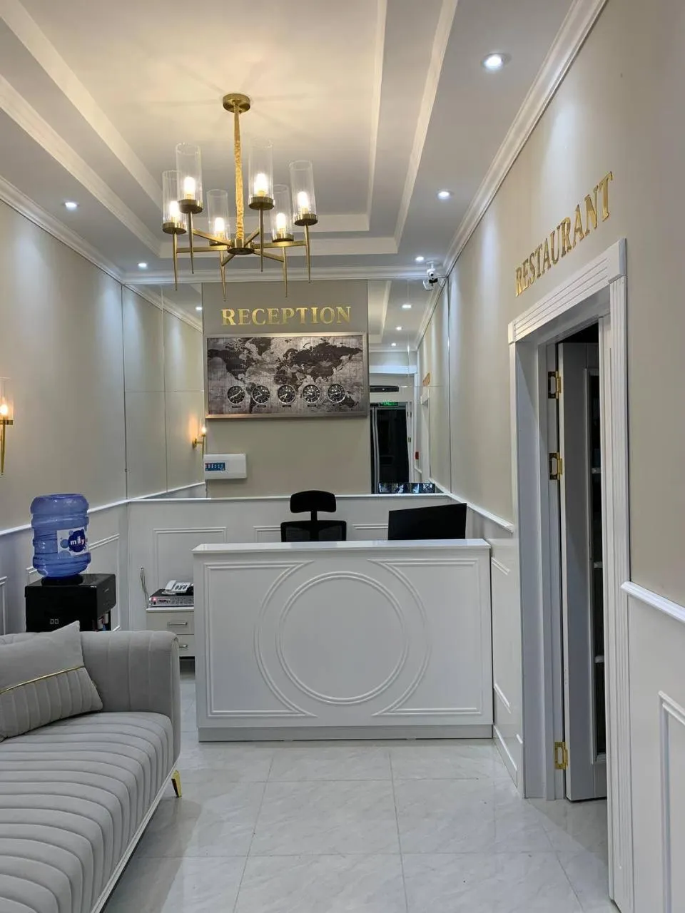 Lobby or reception in Central Plaza Hotel