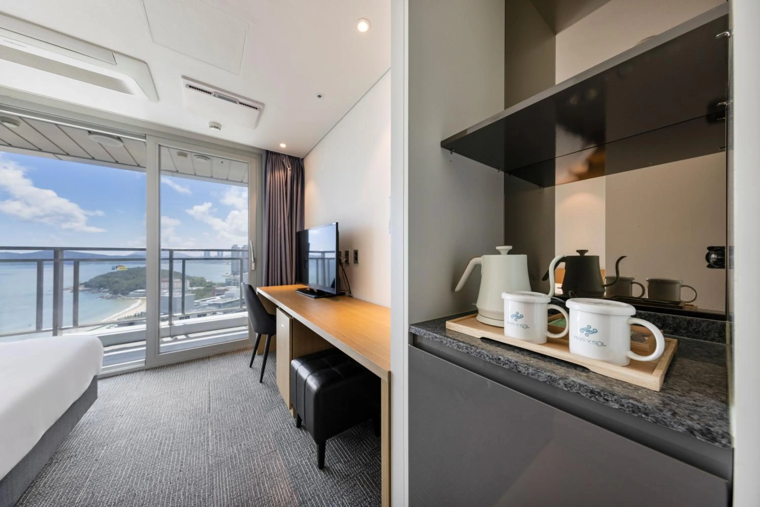 Bed in Marysol by Haeundae beach