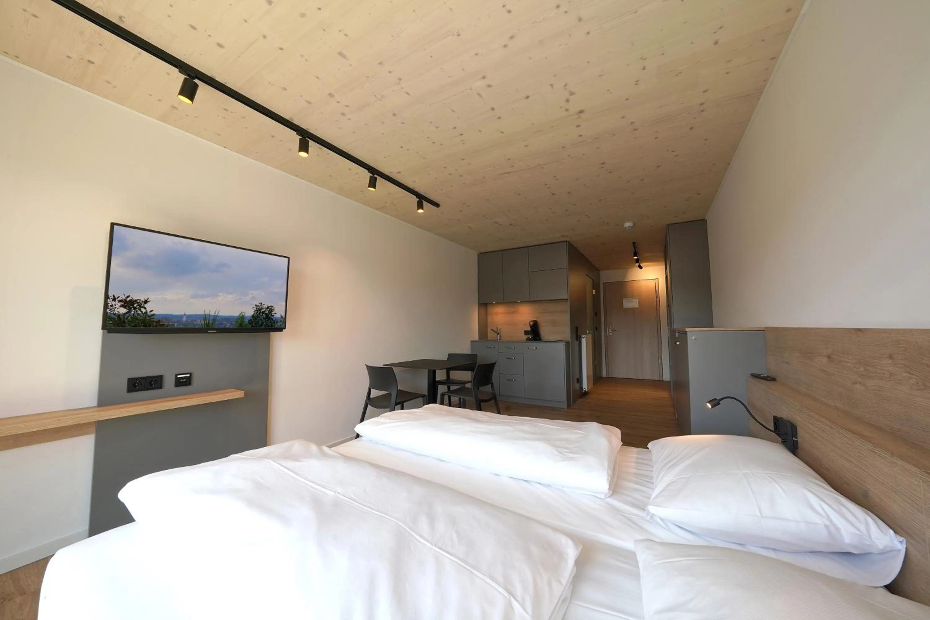 Photo of the whole room, Bed in Timber One Boardinghouse Dorfen