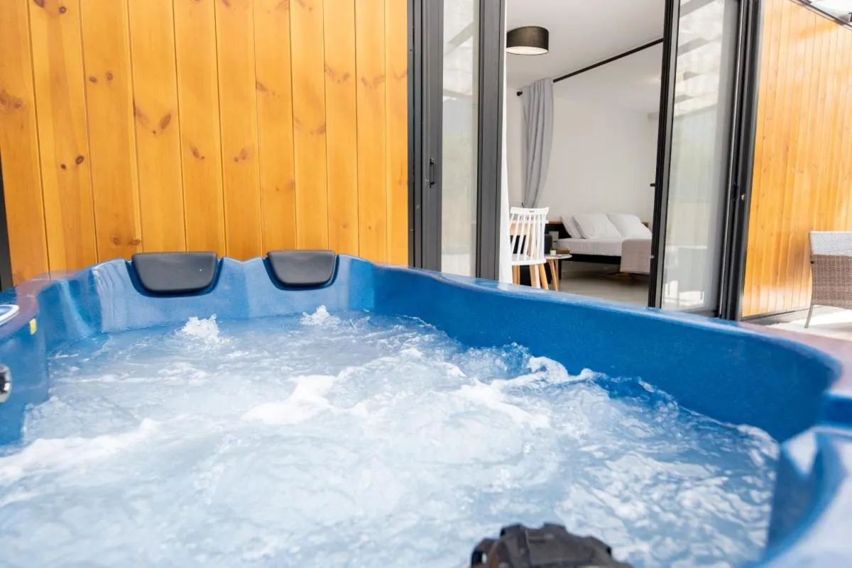 Grand Relax Suites