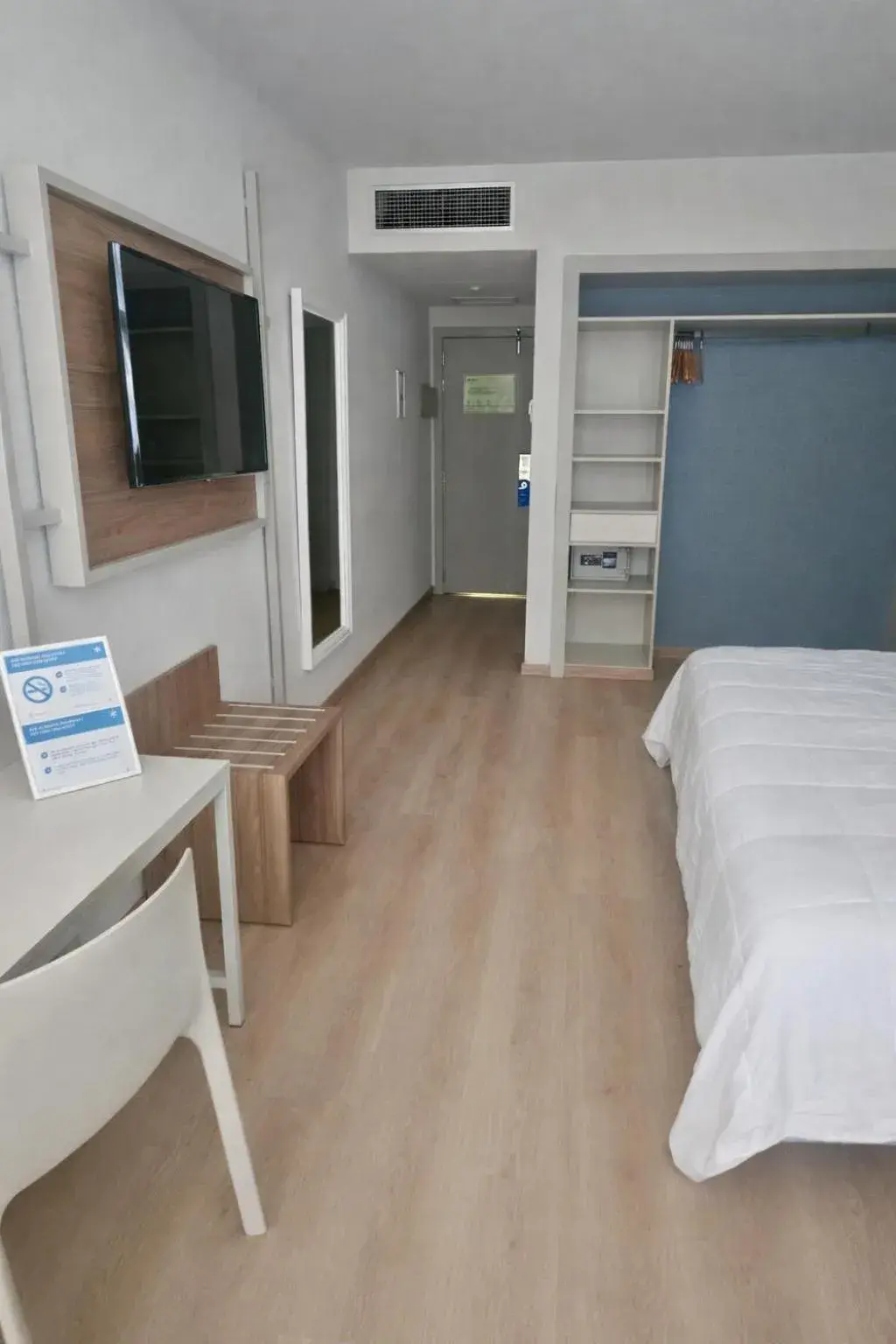 Bed in Beatriz Costa & Spa Bed in Beatriz Costa & Spa