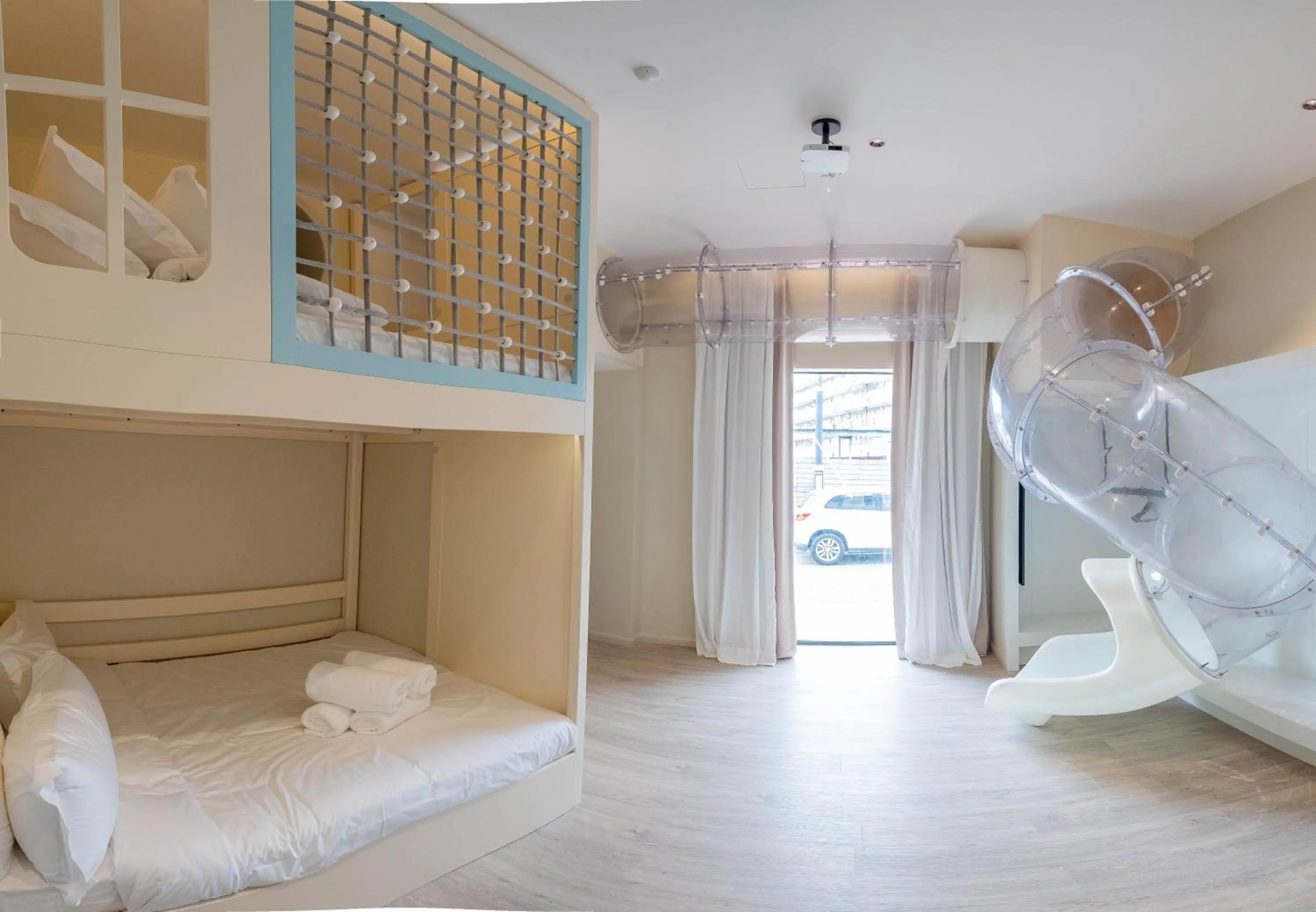 Bed in Rest Collection RedHouse Melaka